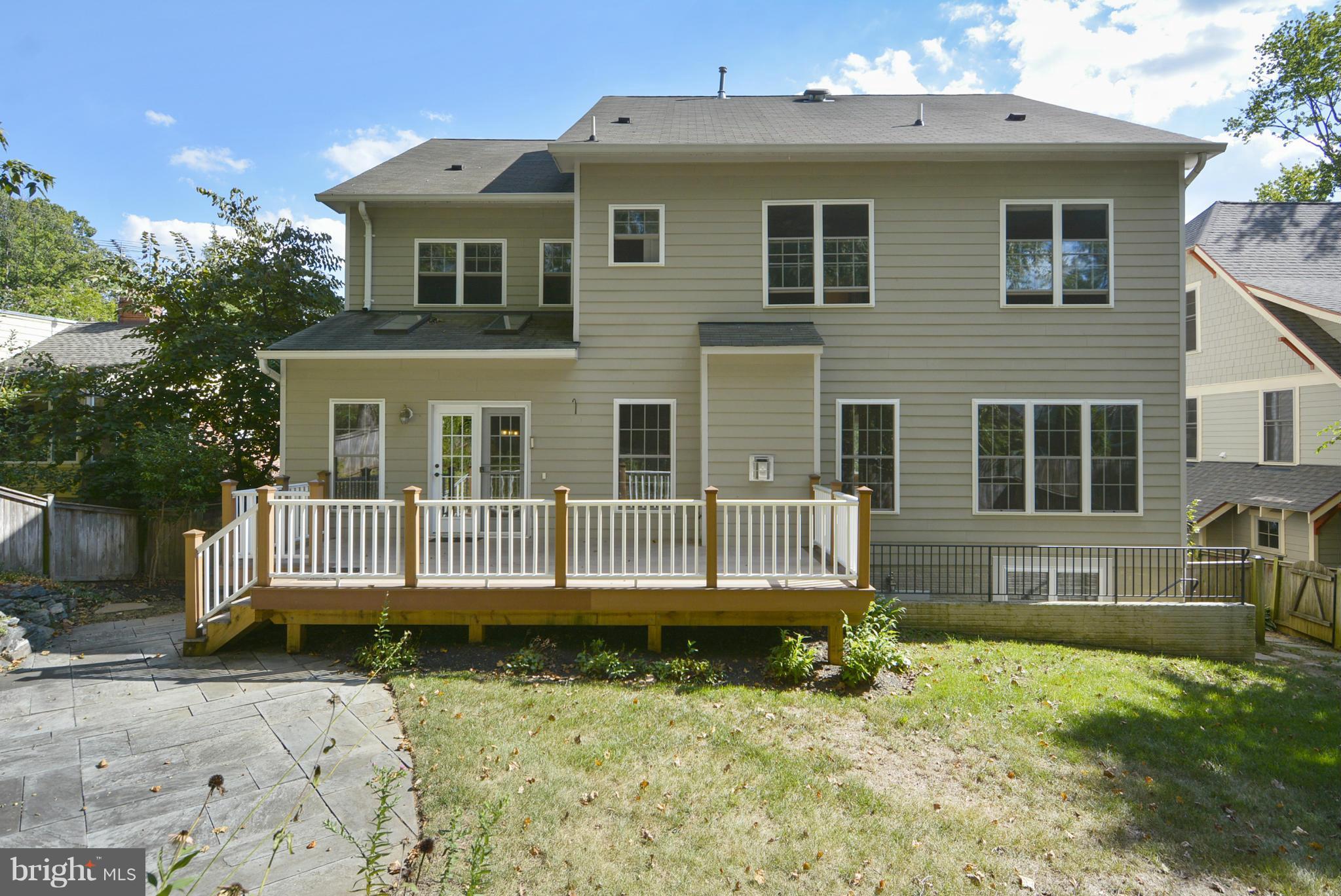ALTA VISTA TERRACE - Residential