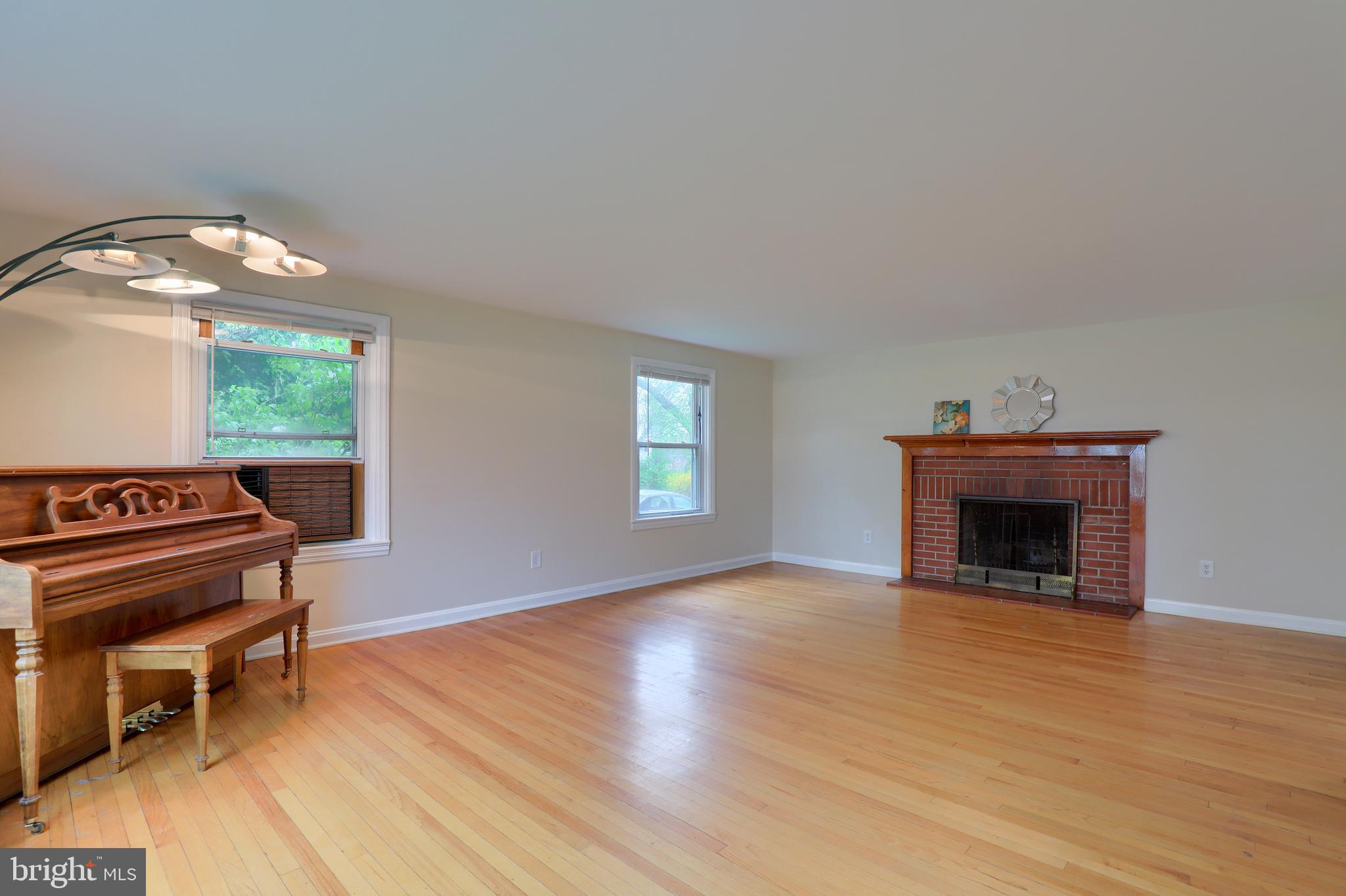GRANDVIEW HEIGHTS - Residential