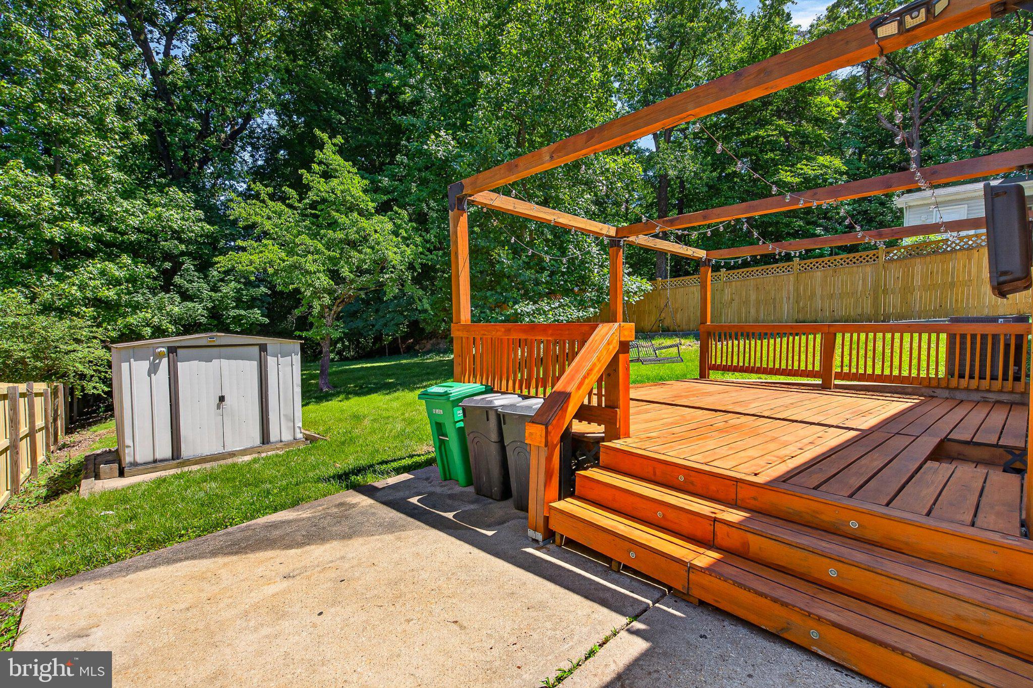 ENGLEWOOD - Residential