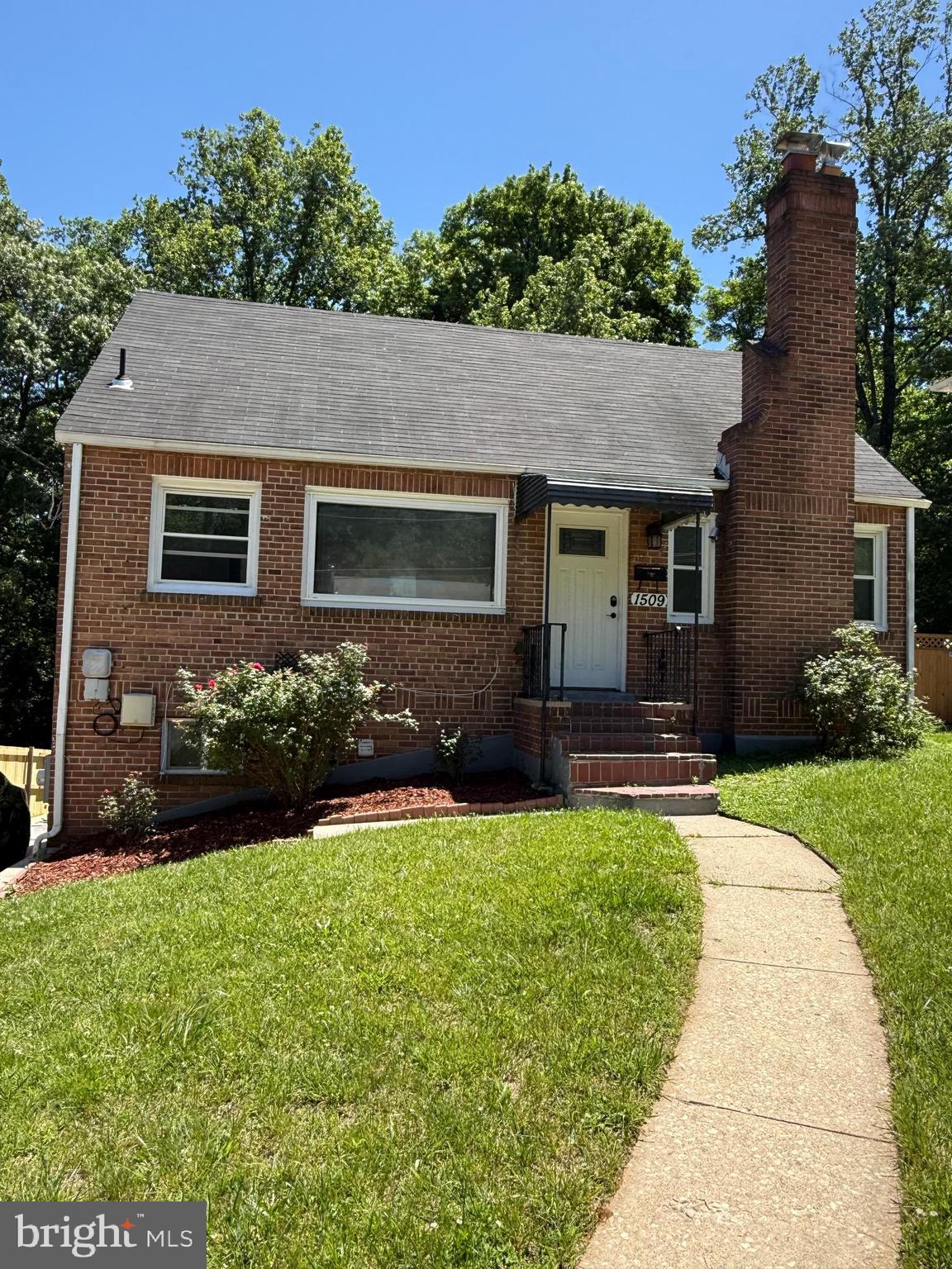 ENGLEWOOD - Residential