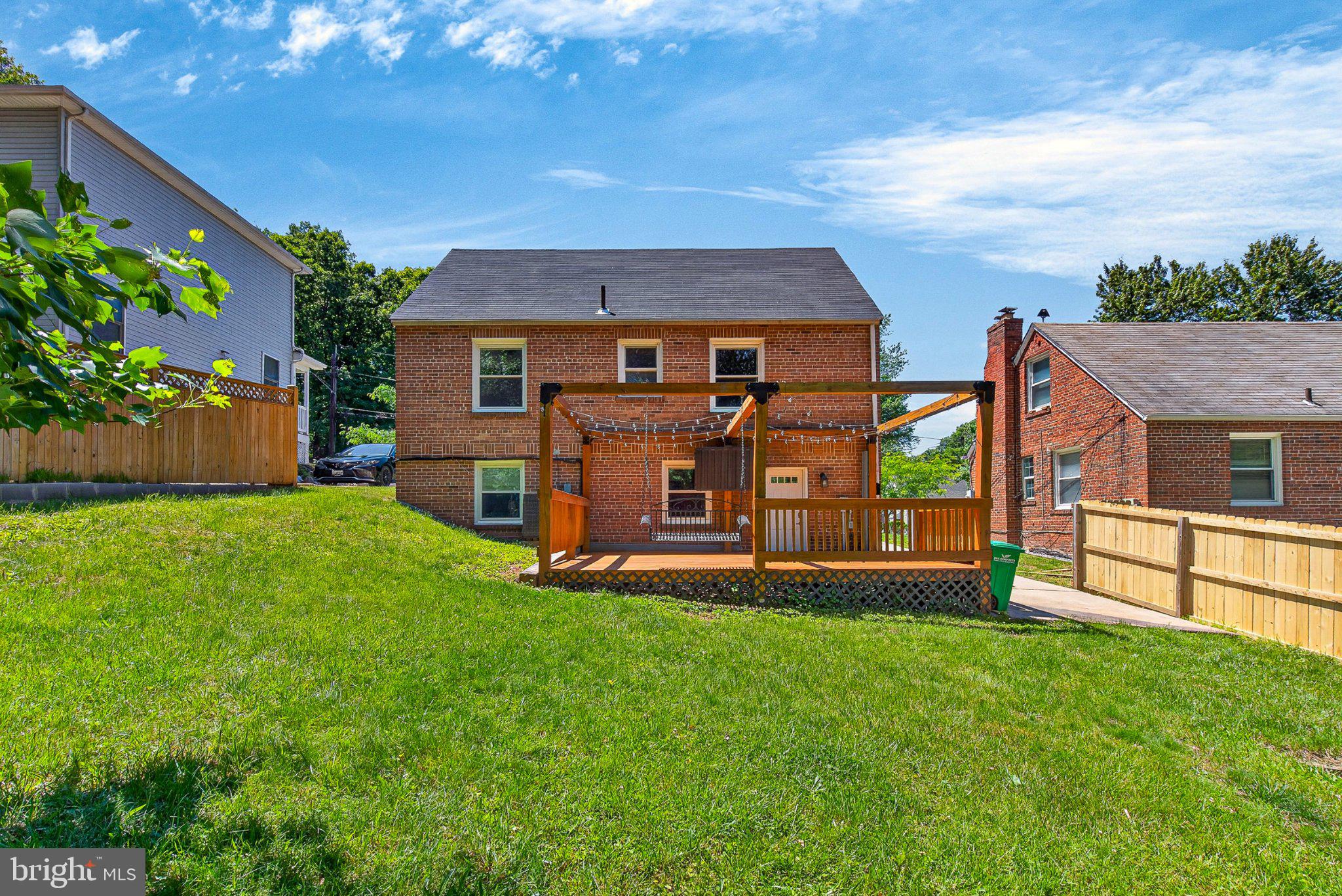 ENGLEWOOD - Residential