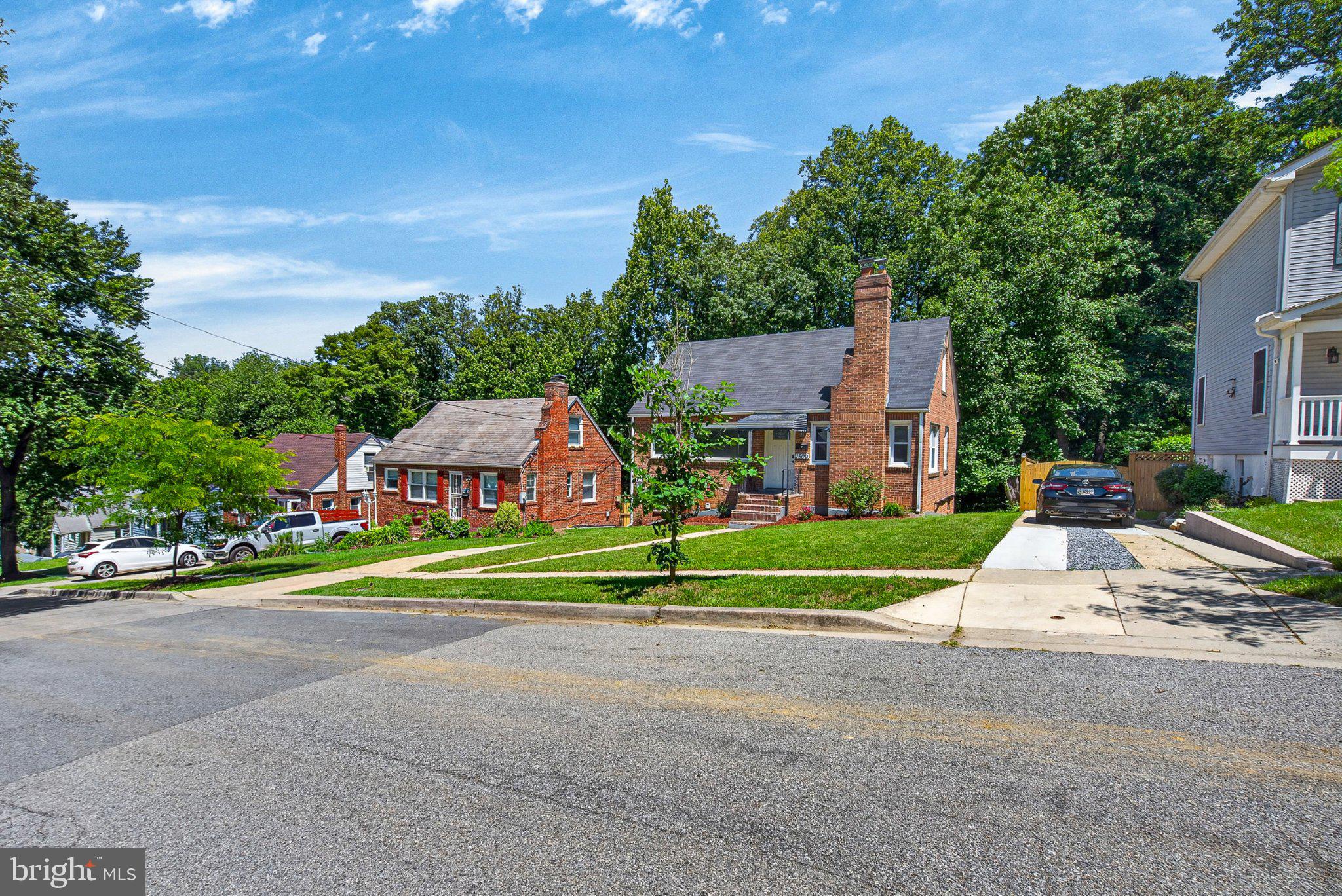 ENGLEWOOD - Residential