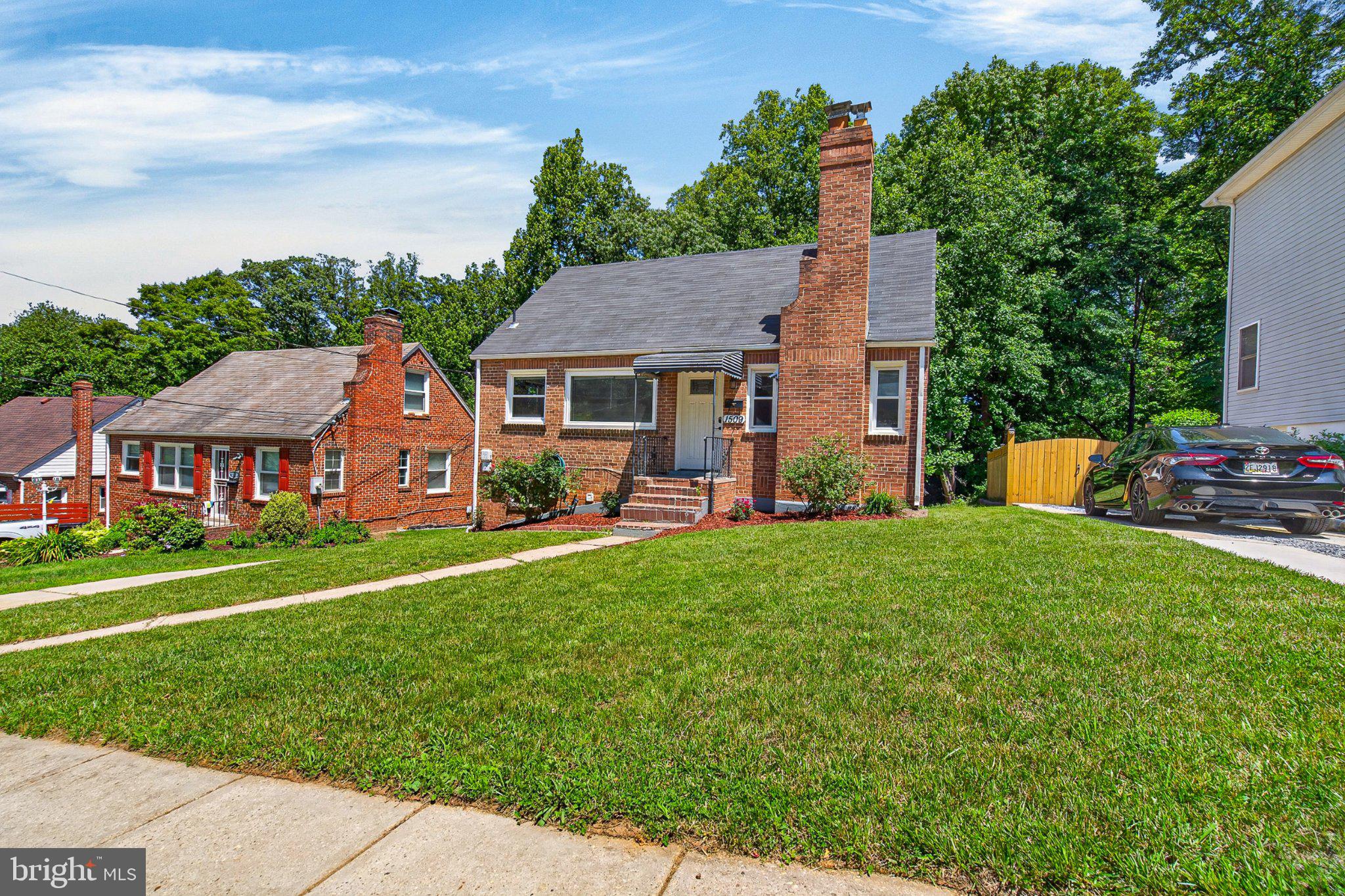 ENGLEWOOD - Residential