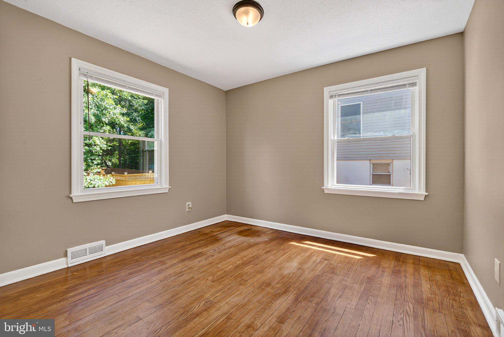 ENGLEWOOD - Residential