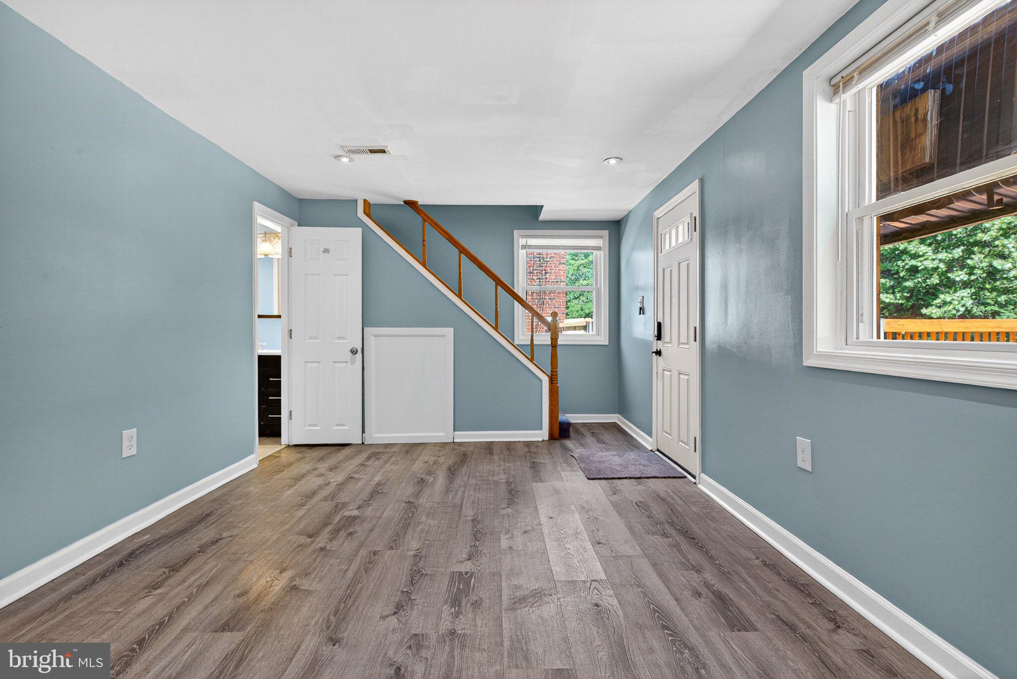 ENGLEWOOD - Residential