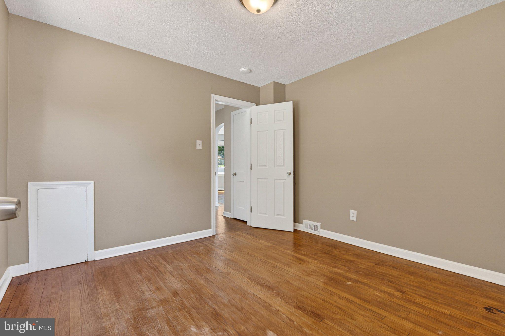 ENGLEWOOD - Residential