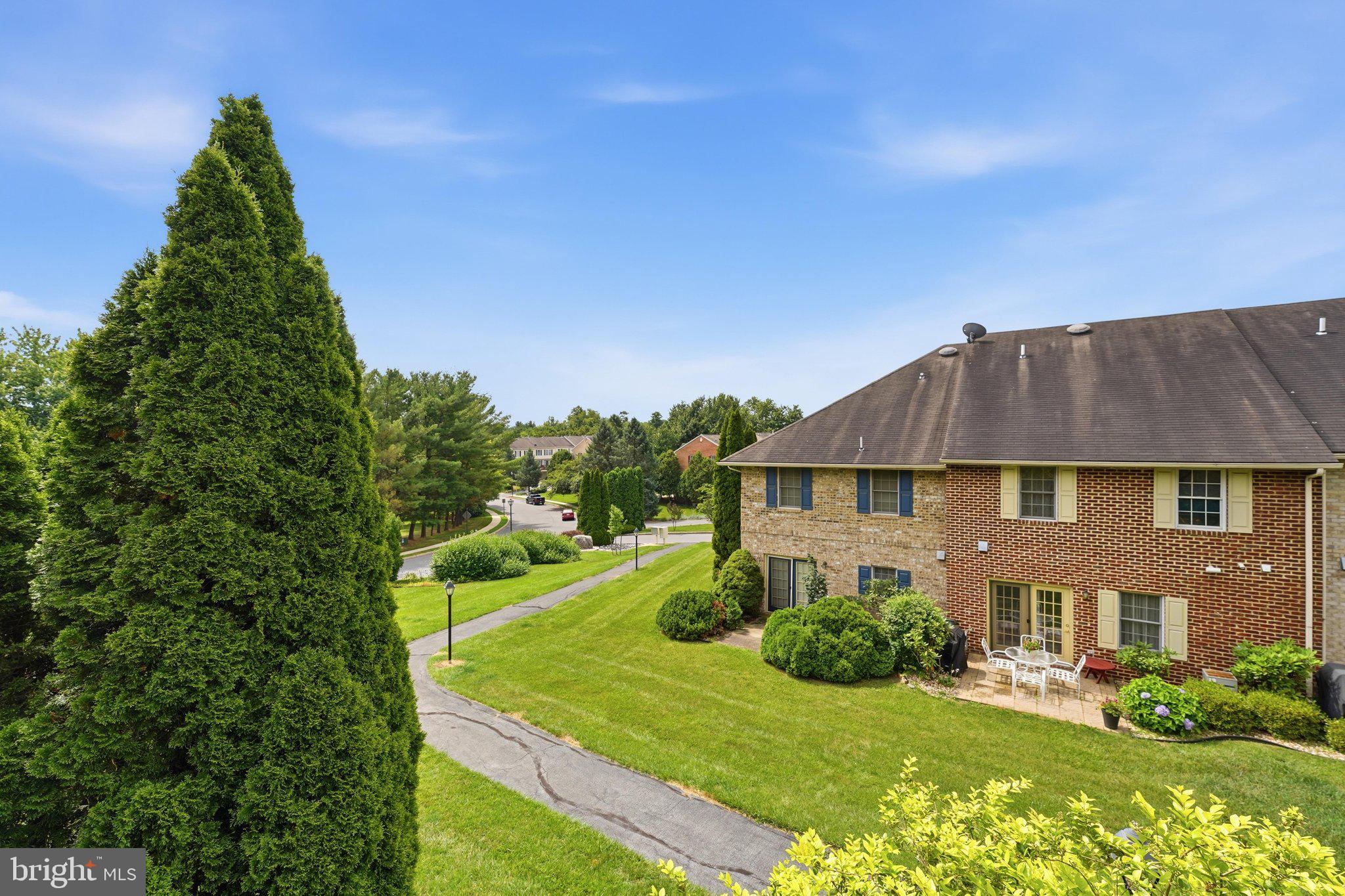 NORTH GATE TOWNE HOMES - Residential