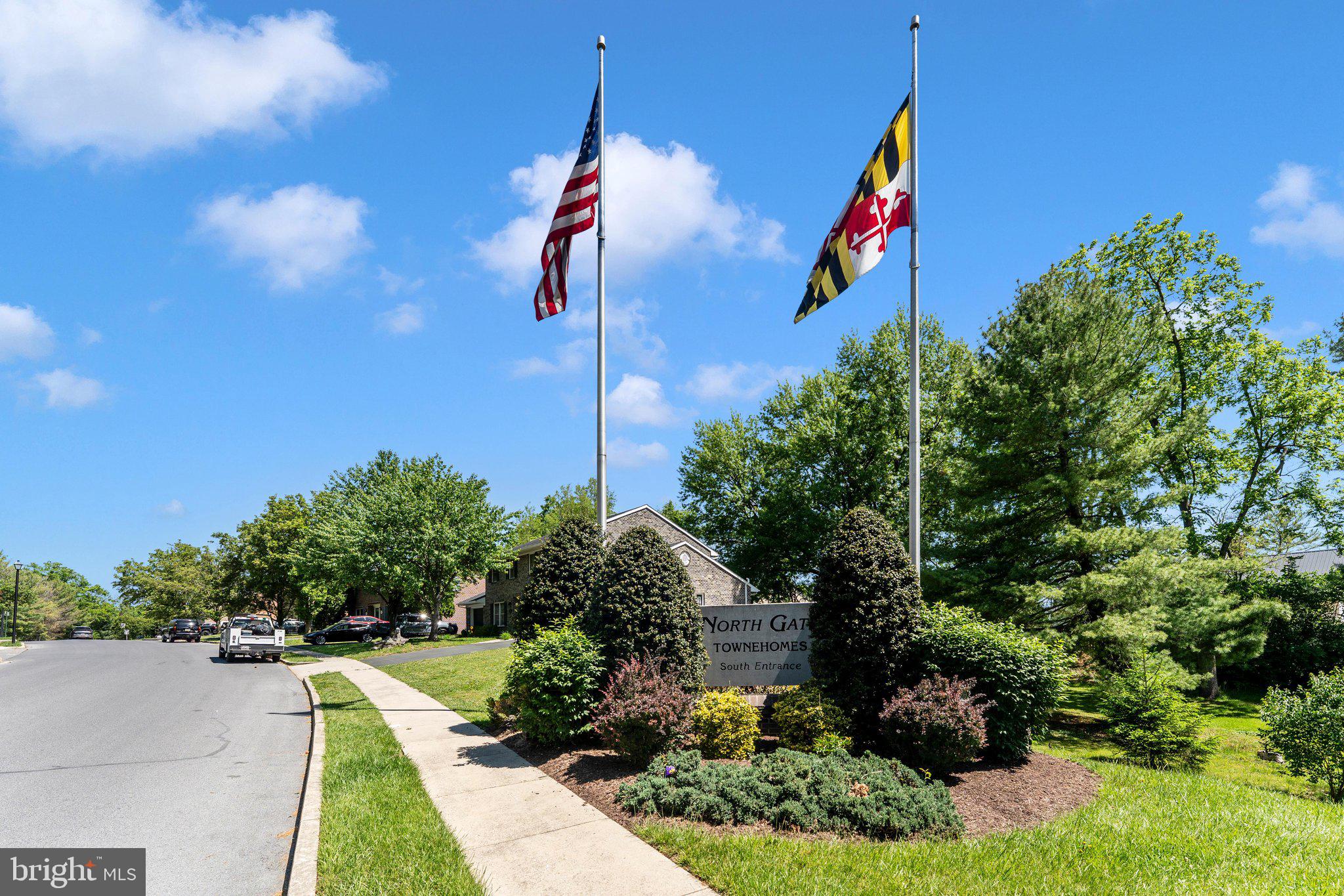 NORTH GATE TOWNE HOMES - Residential