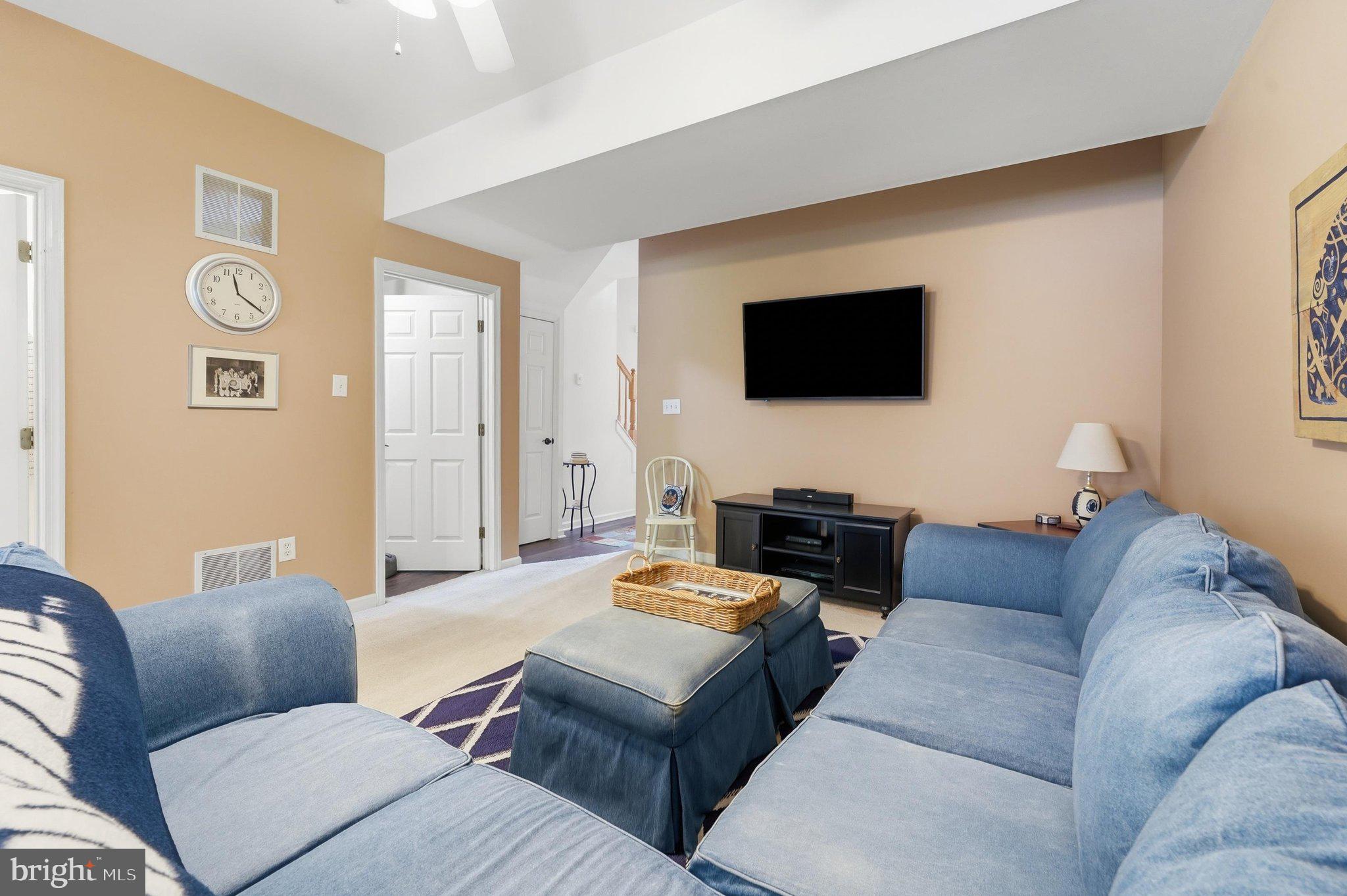 NORTH GATE TOWNE HOMES - Residential