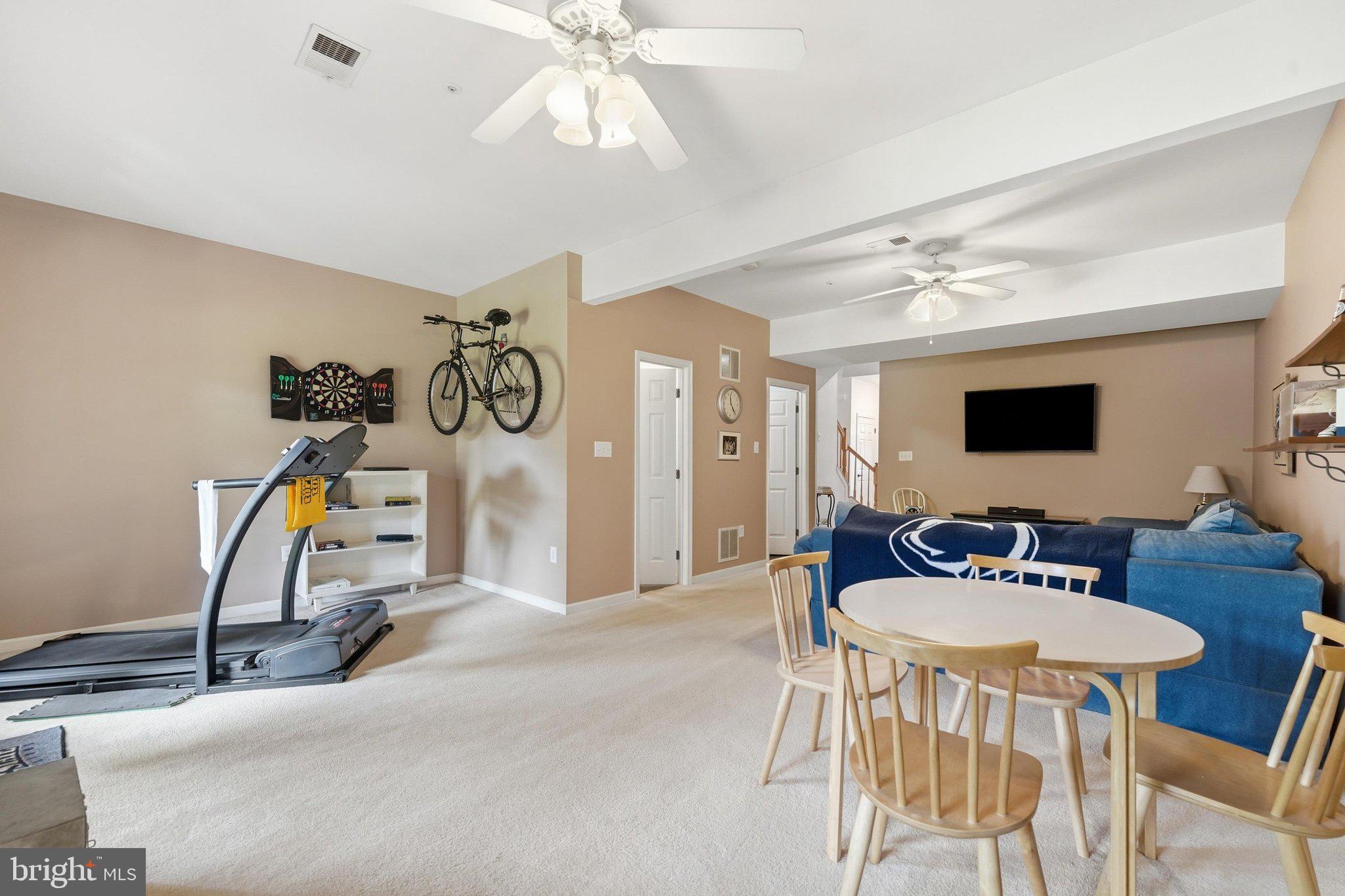 NORTH GATE TOWNE HOMES - Residential