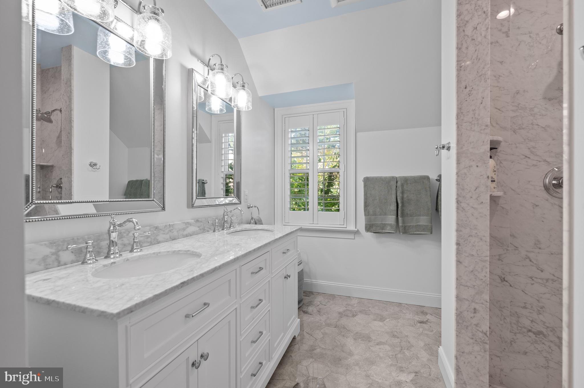 NORTH WAYNE - Residential