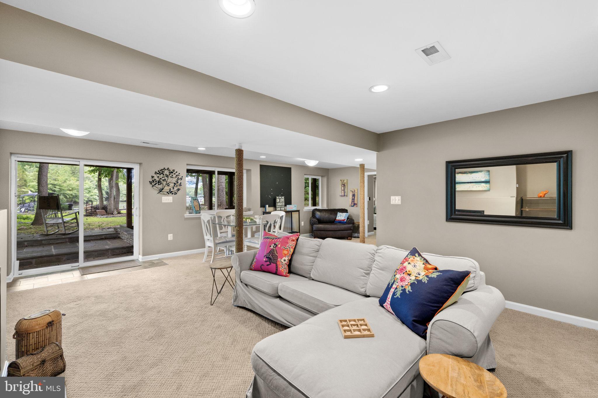 LAKE OF THE WOODS - Residential