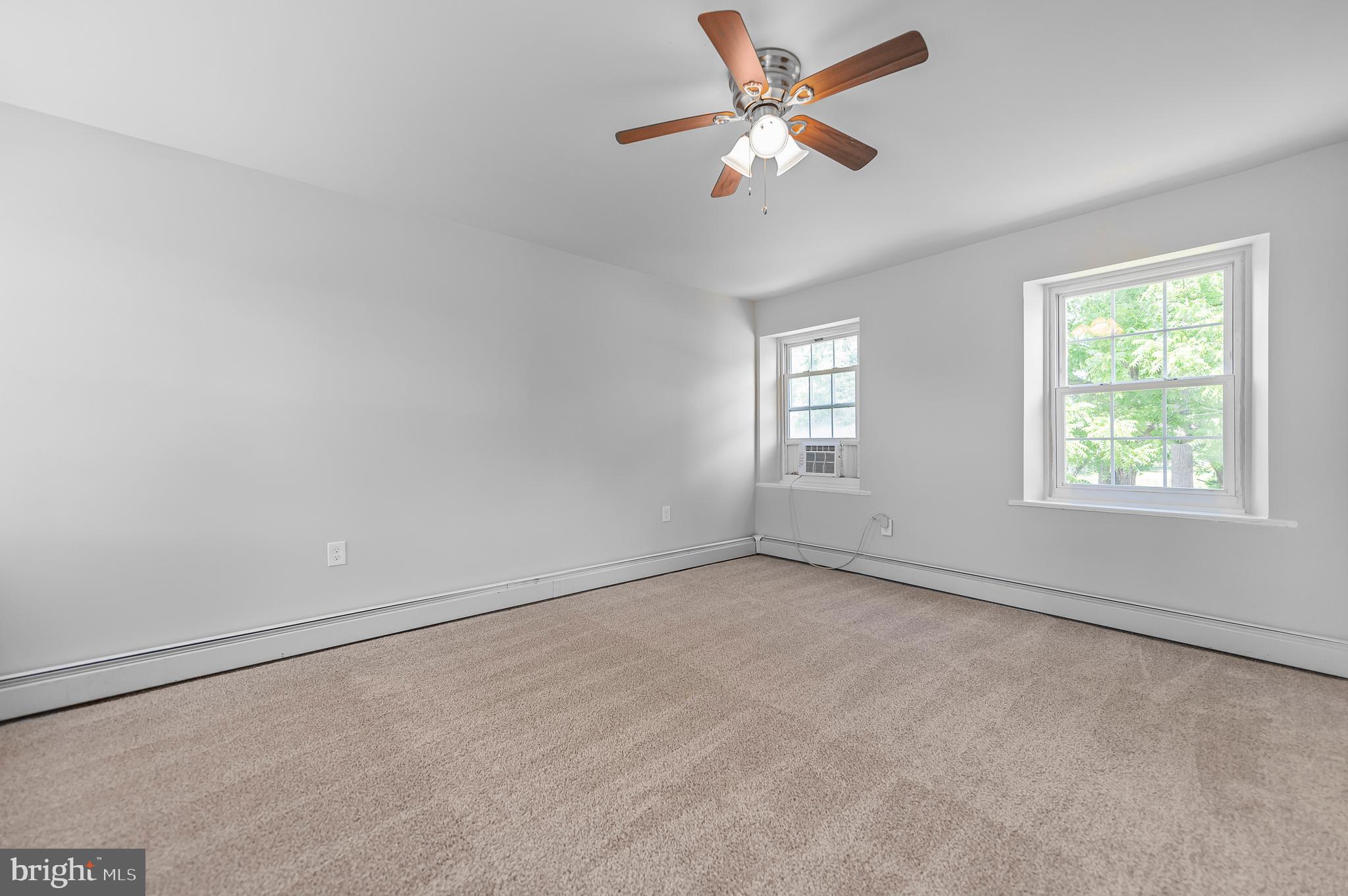 CROYDON ACRES - Residential