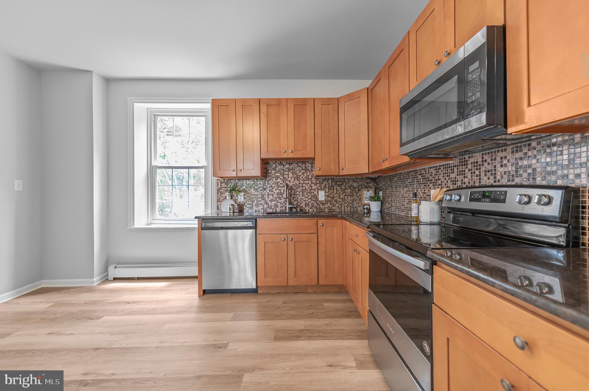 CROYDON ACRES - Residential