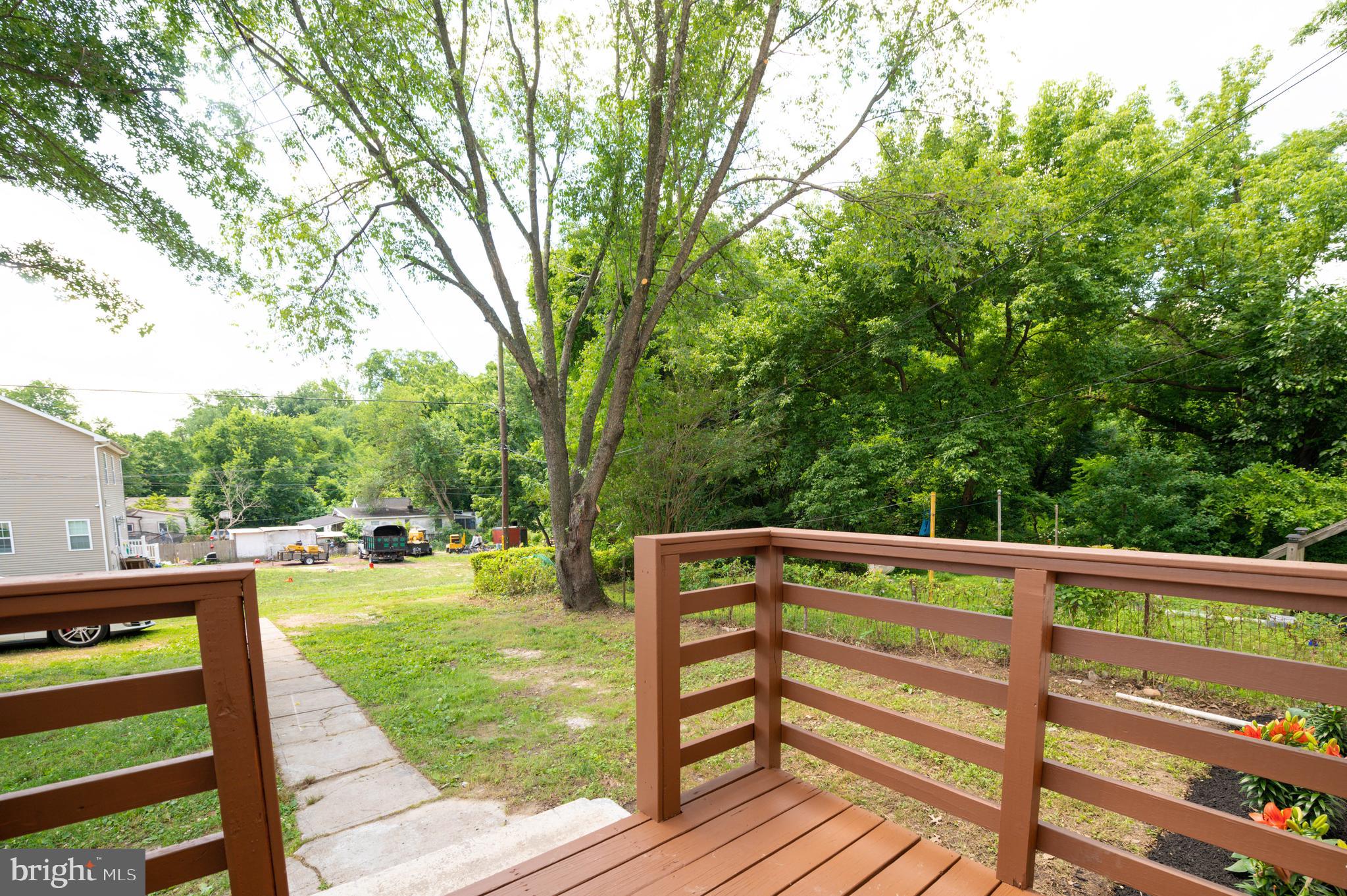 CROYDON ACRES - Residential