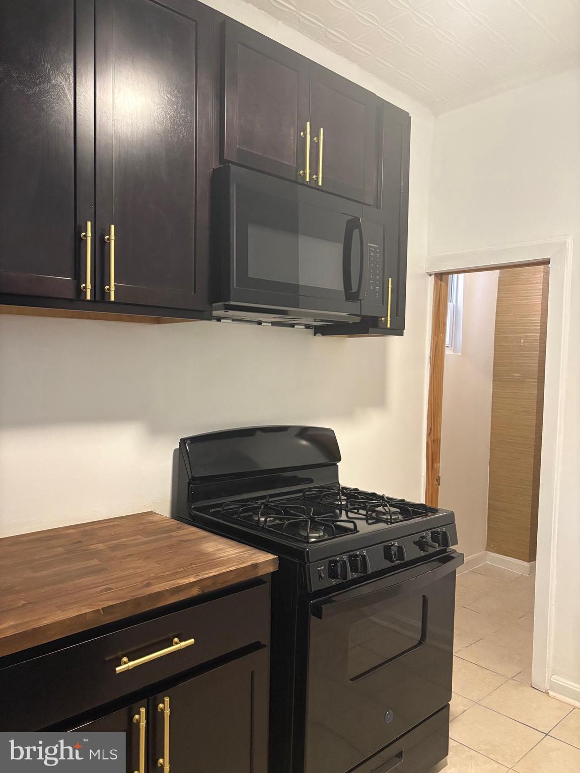 WEST BALTIMORE - Residential