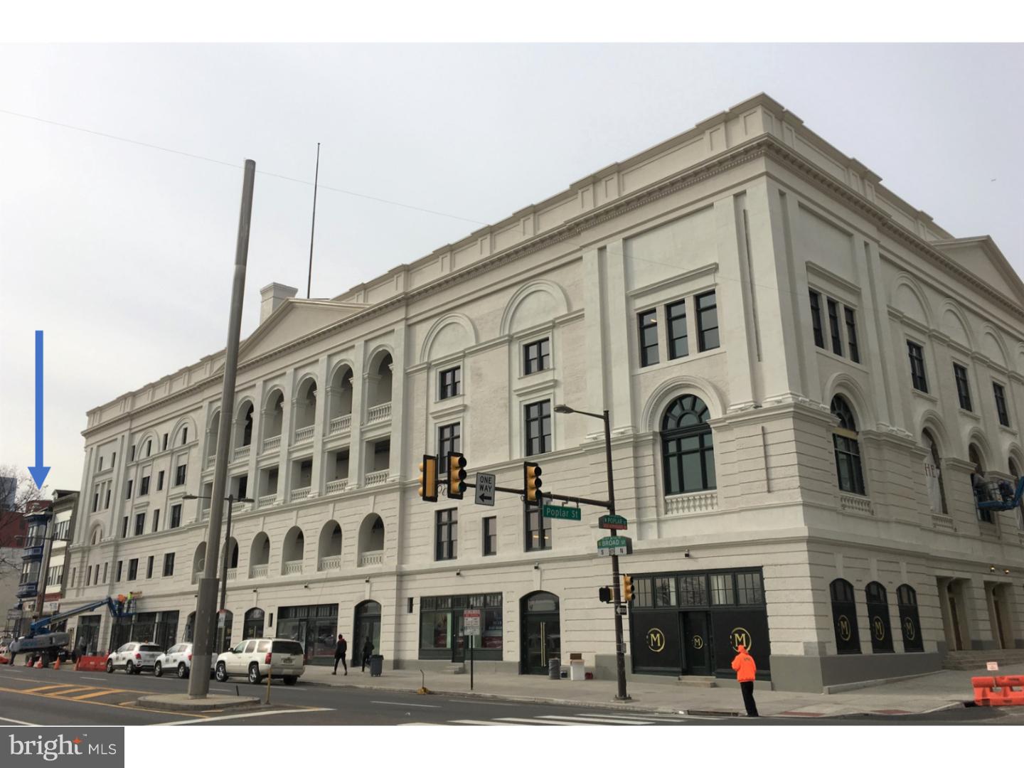 FAIRMOUNT - Commercial Sale
