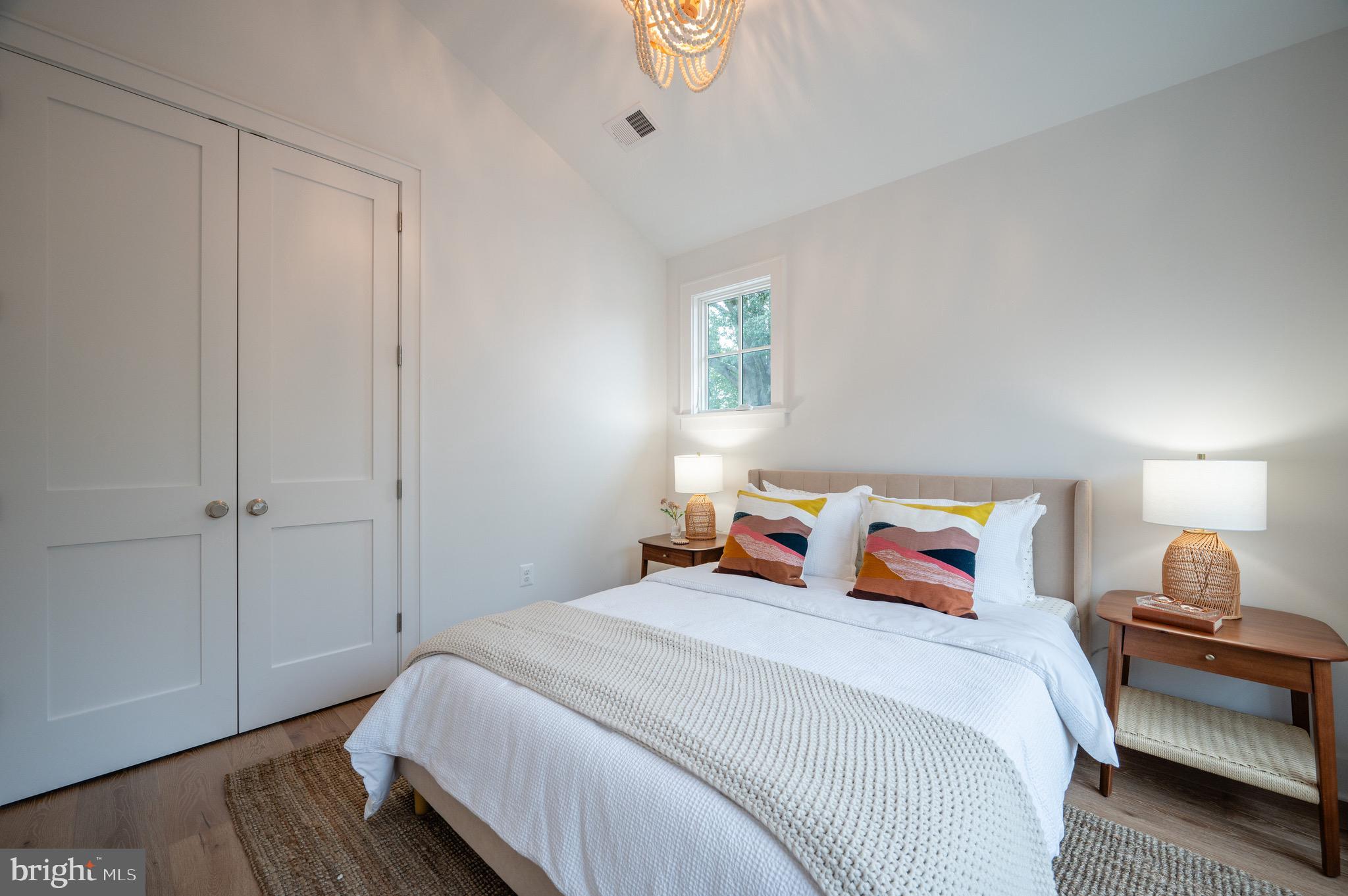 DEL RAY - Residential