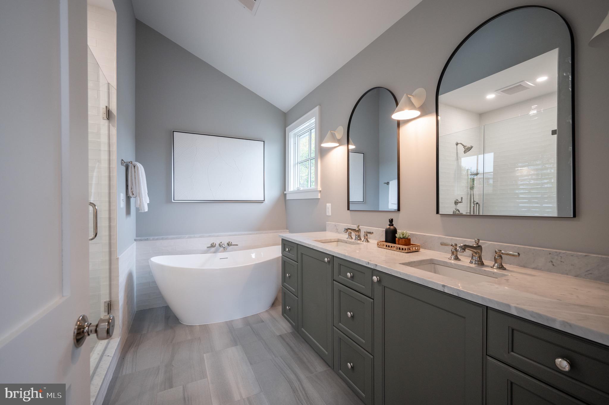 DEL RAY - Residential
