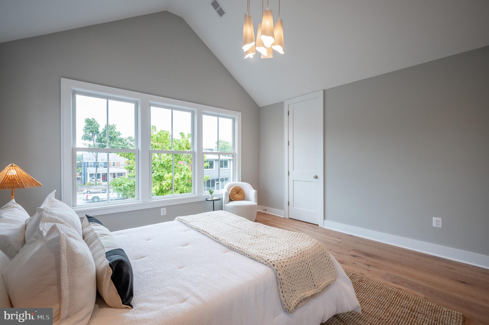 DEL RAY - Residential