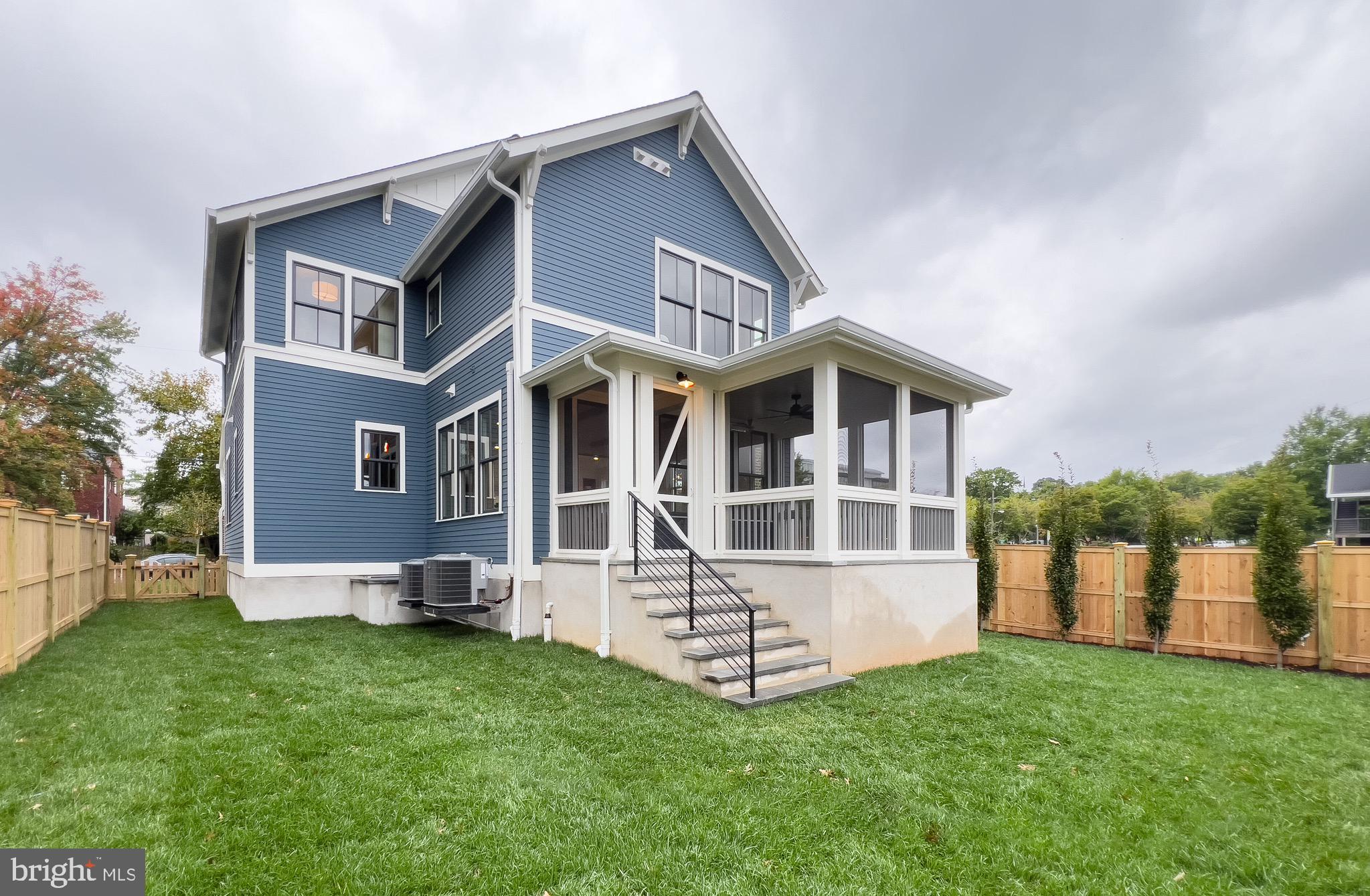 DEL RAY - Residential