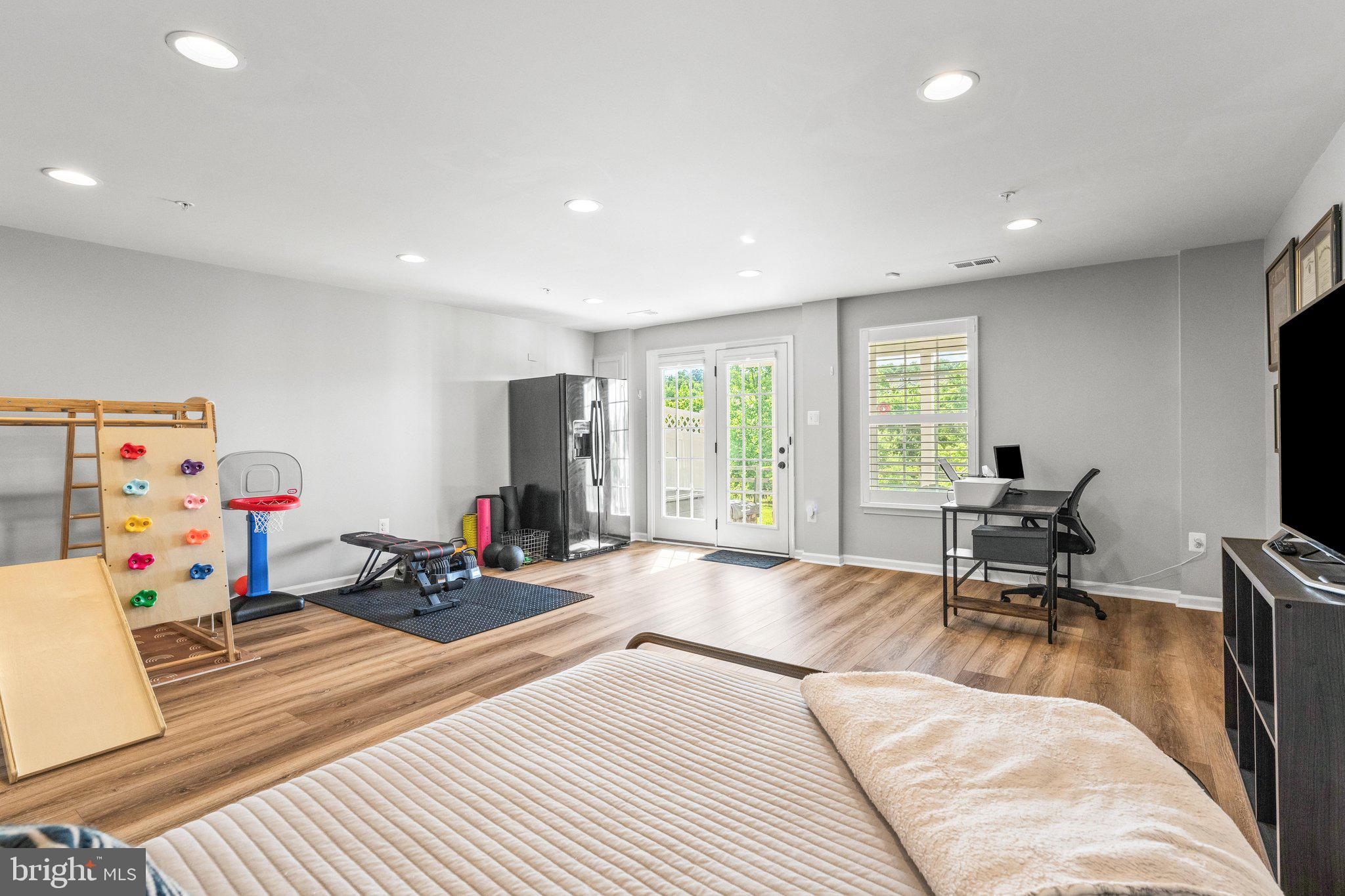 LANDSDALE - Residential