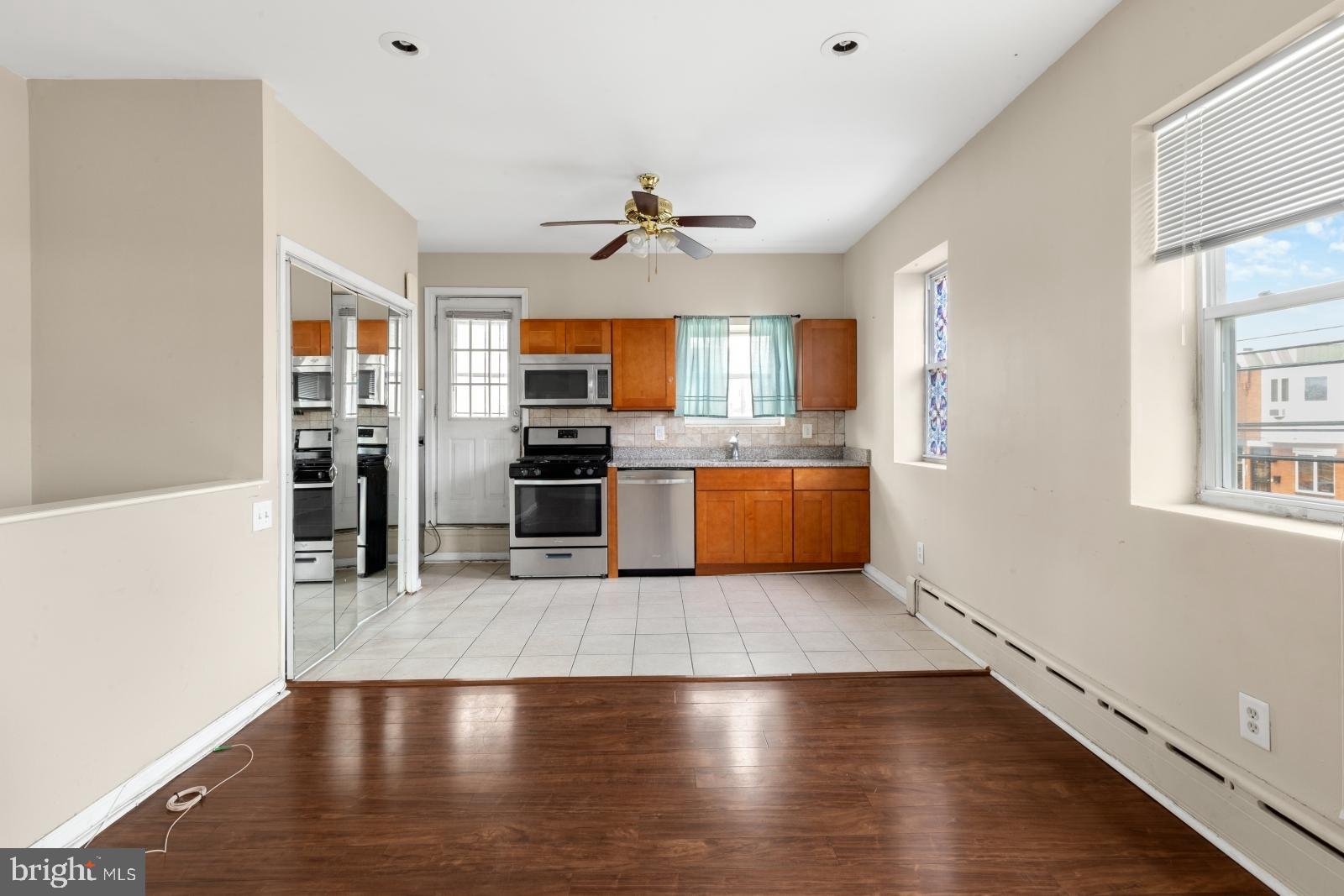 WEST PASSYUNK - Commercial Sale