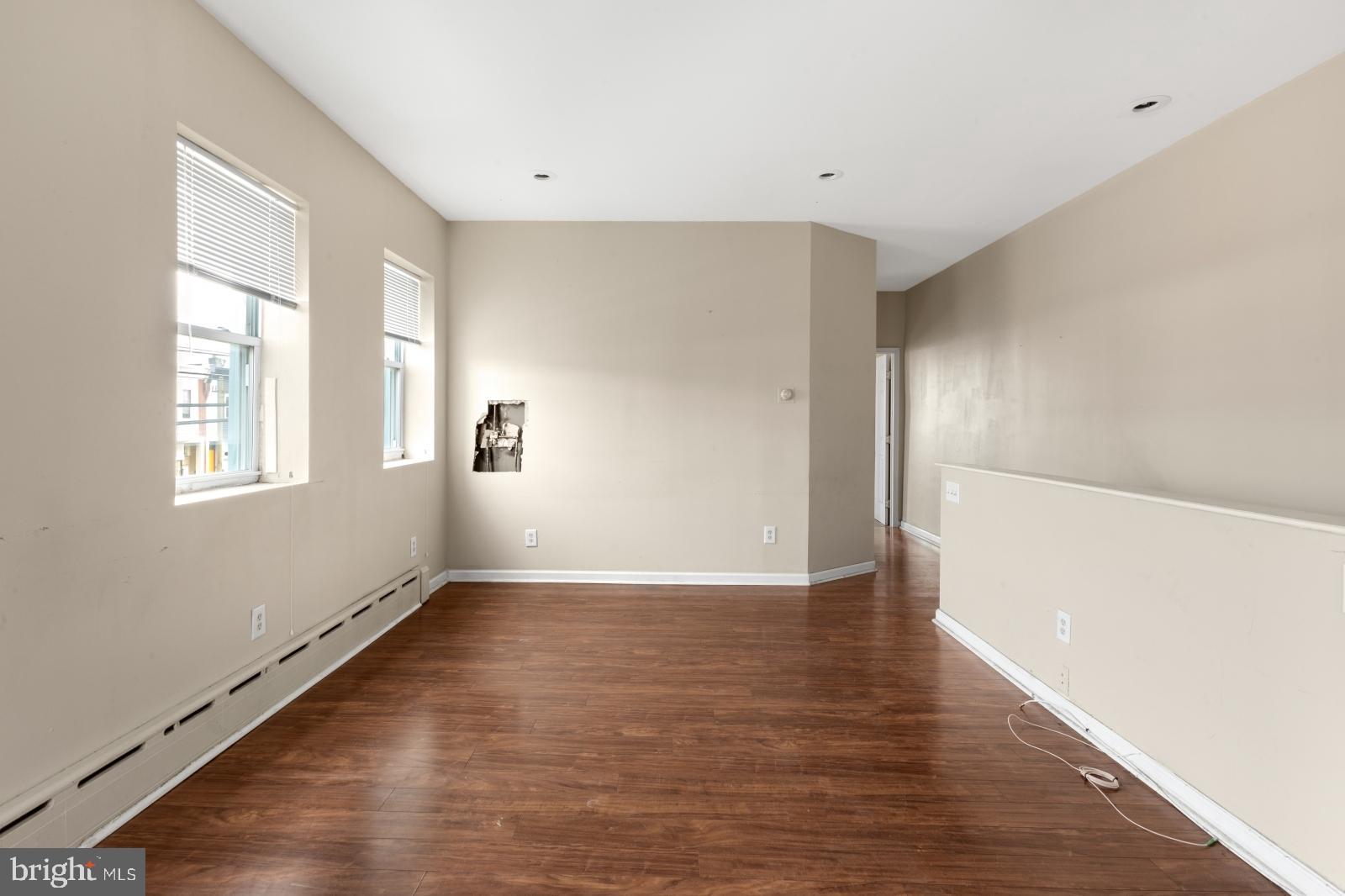 WEST PASSYUNK - Commercial Sale