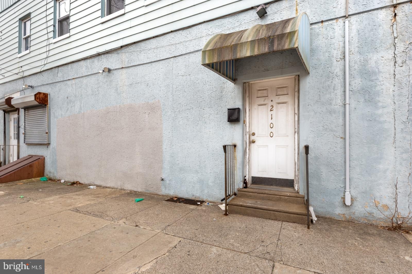 WEST PASSYUNK - Commercial Sale