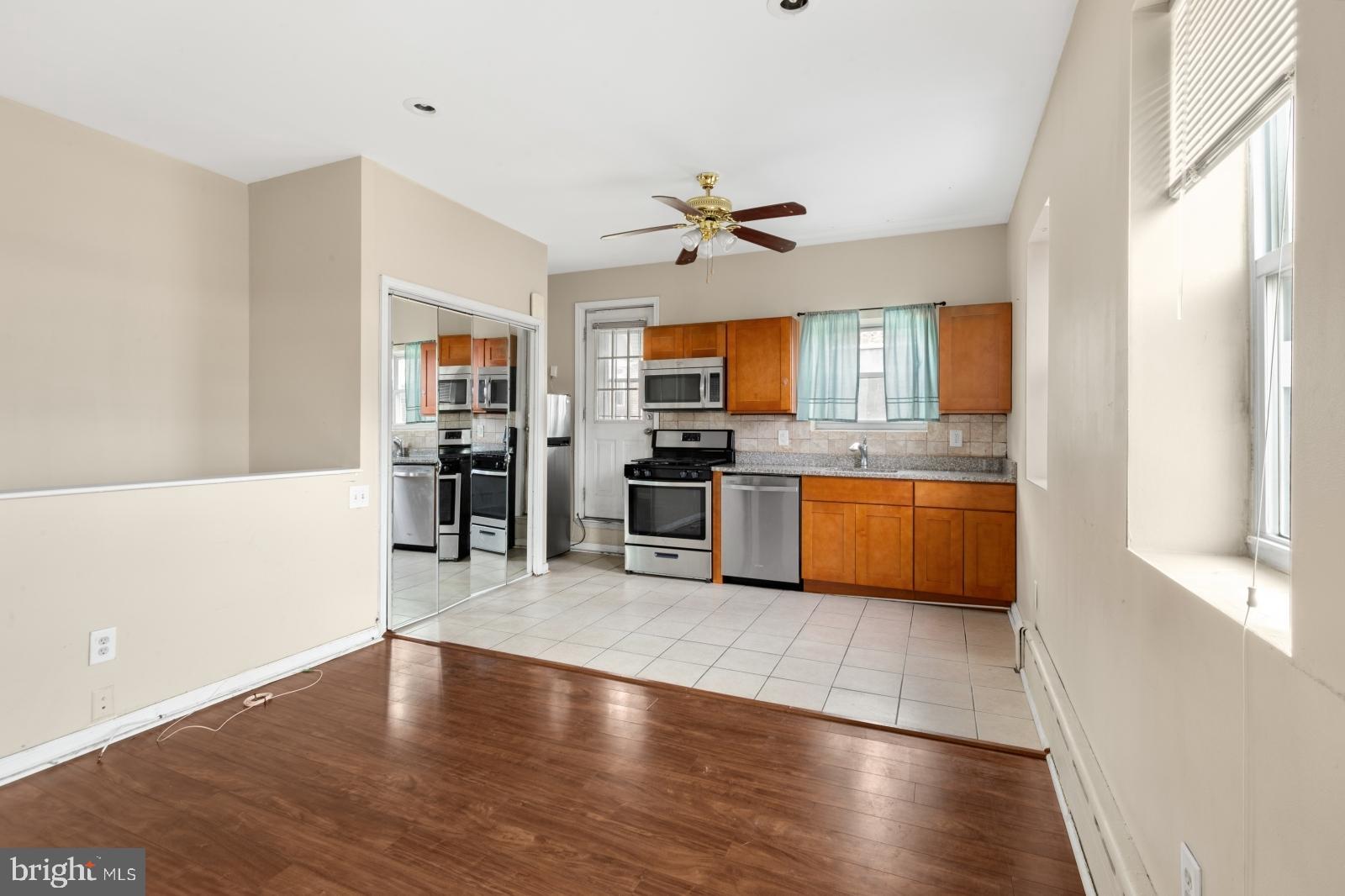 WEST PASSYUNK - Commercial Sale