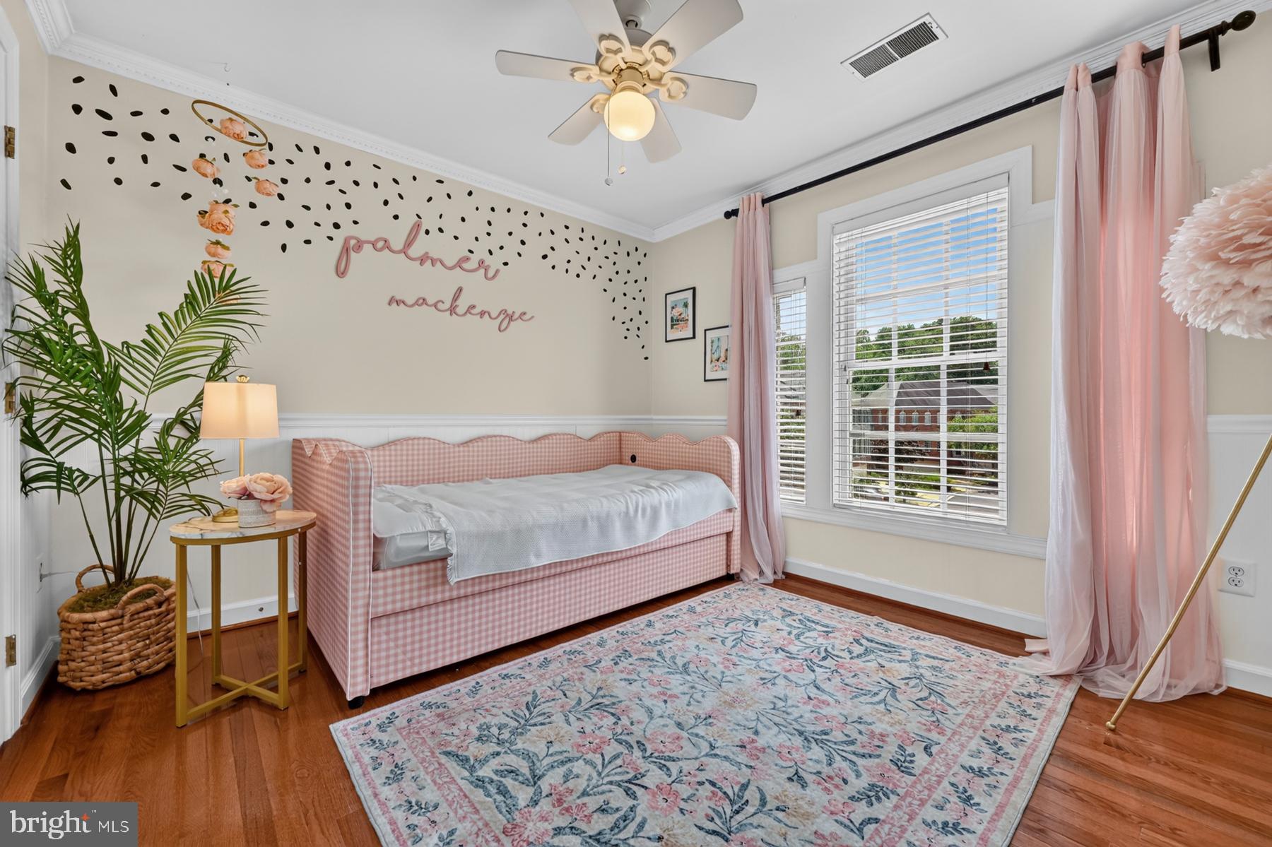 SOUTH RIVER COLONY - Residential