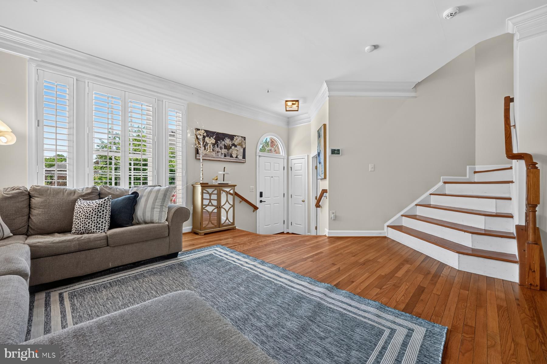 SOUTH RIVER COLONY - Residential