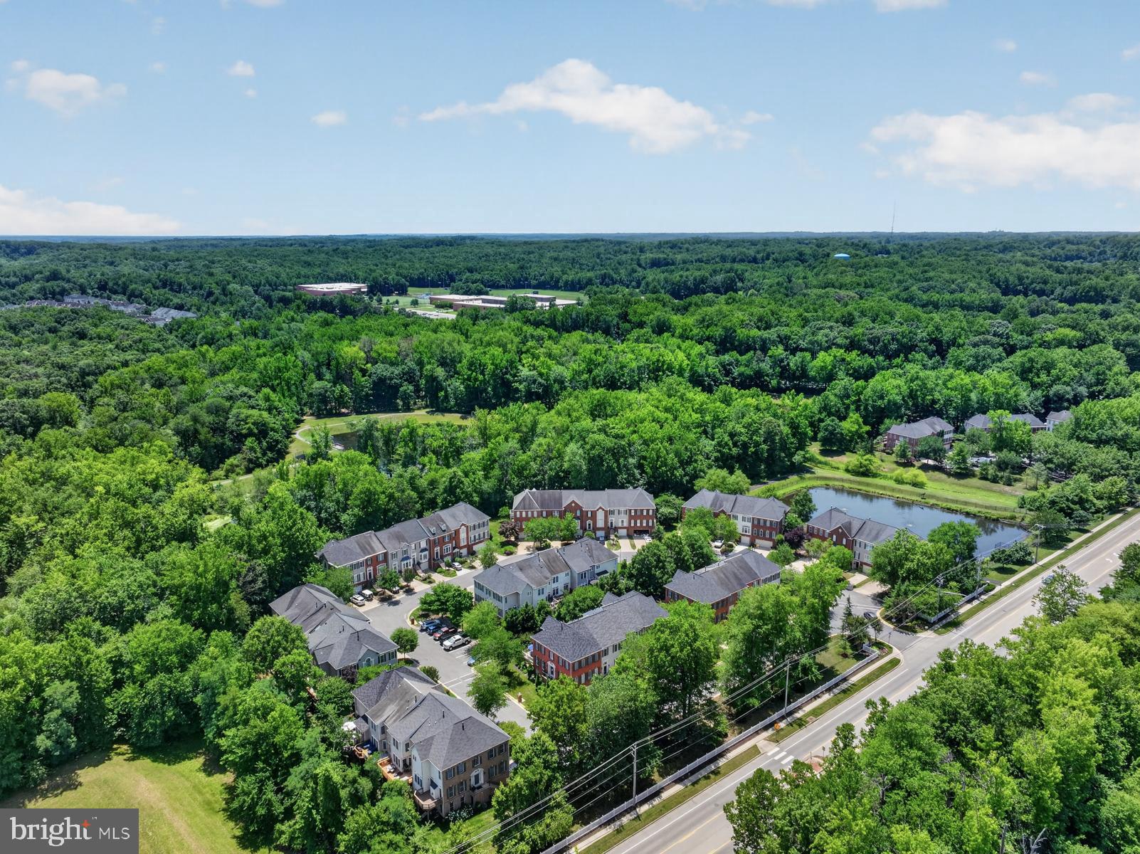 SOUTH RIVER COLONY - Residential