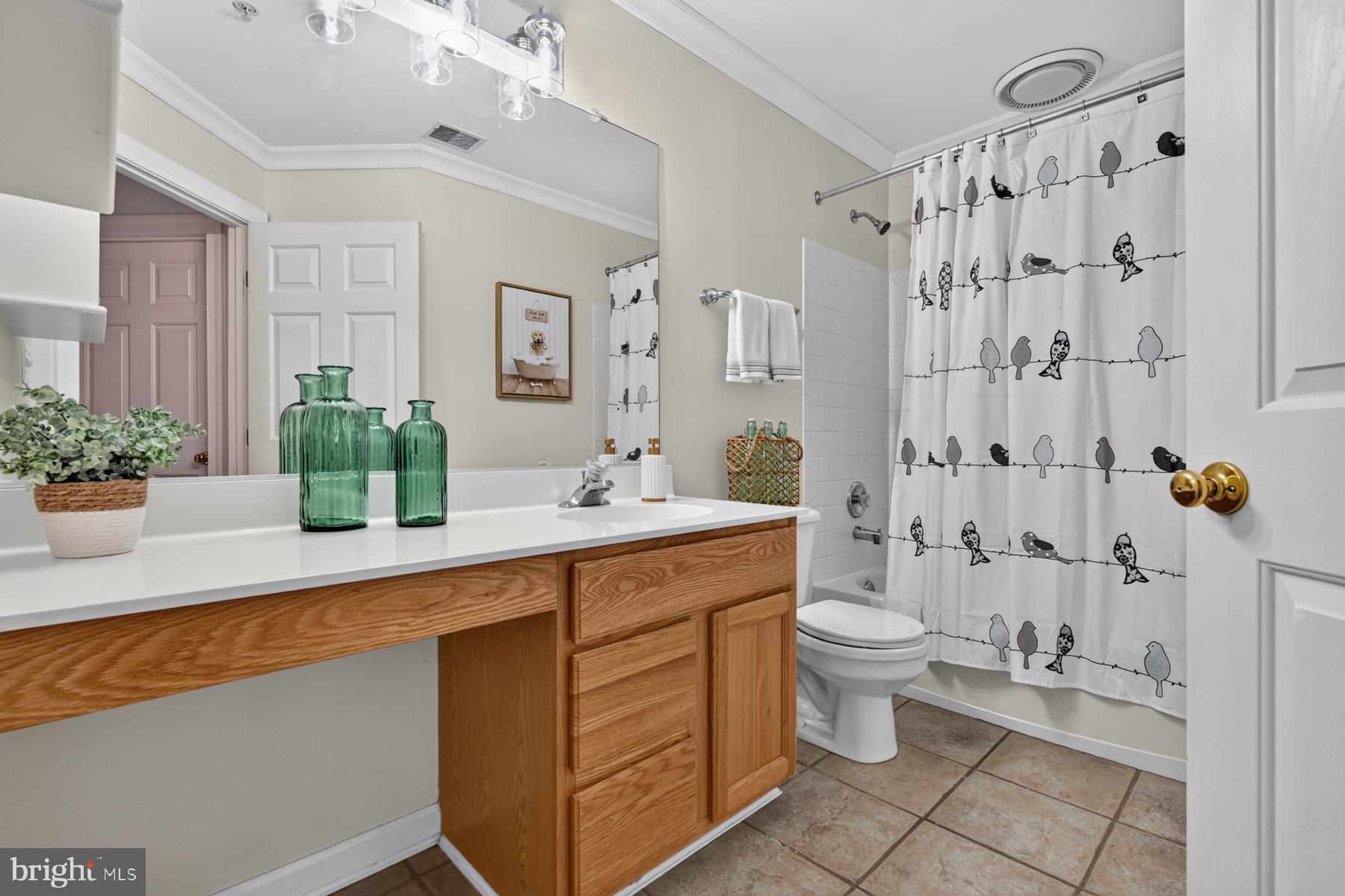 SOUTH RIVER COLONY - Residential