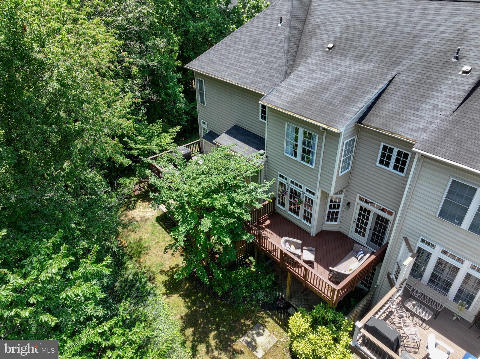 SOUTH RIVER COLONY - Residential