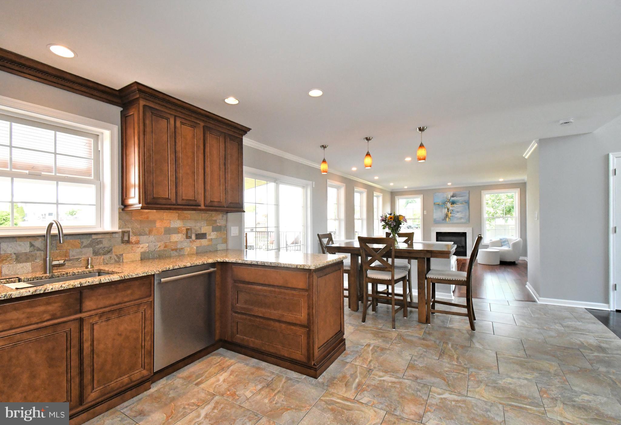 WAYSIDE - Residential