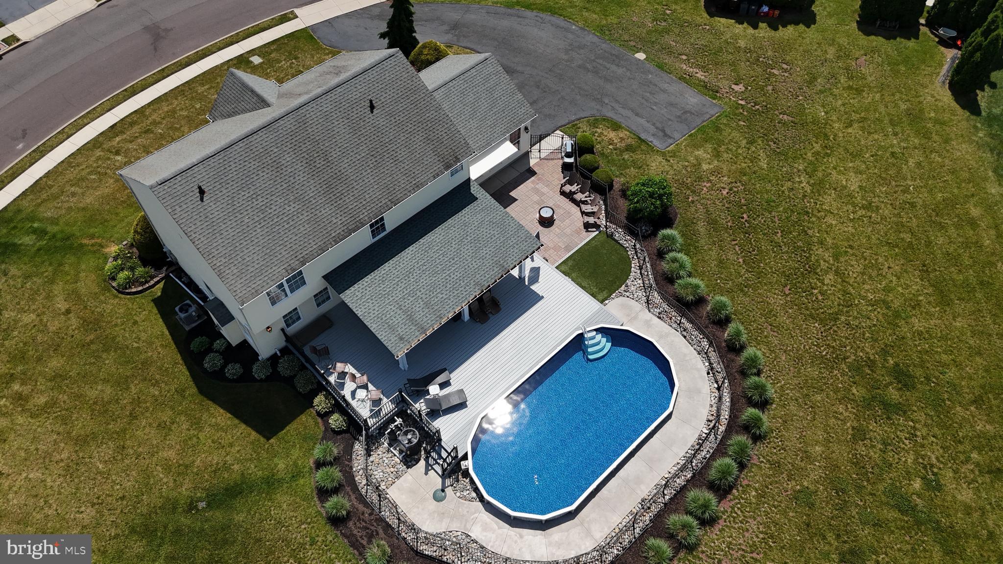 WAYSIDE - Residential
