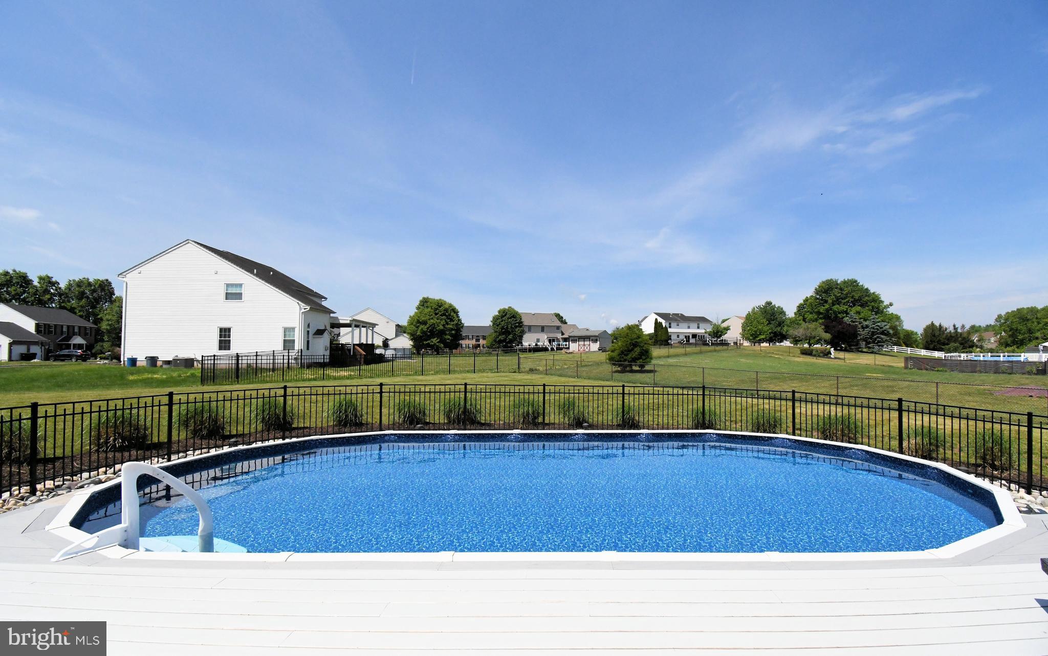 WAYSIDE - Residential