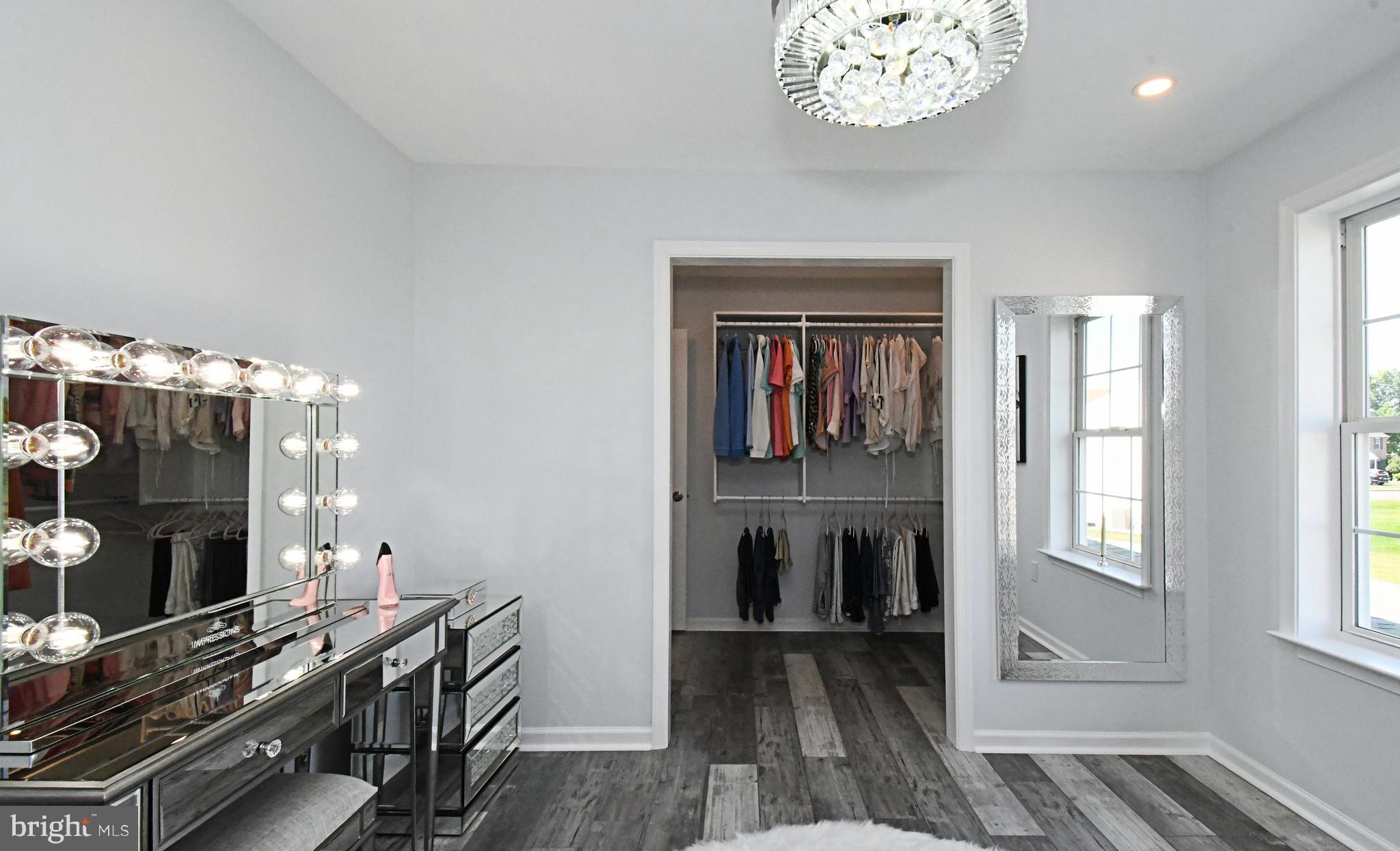 WAYSIDE - Residential