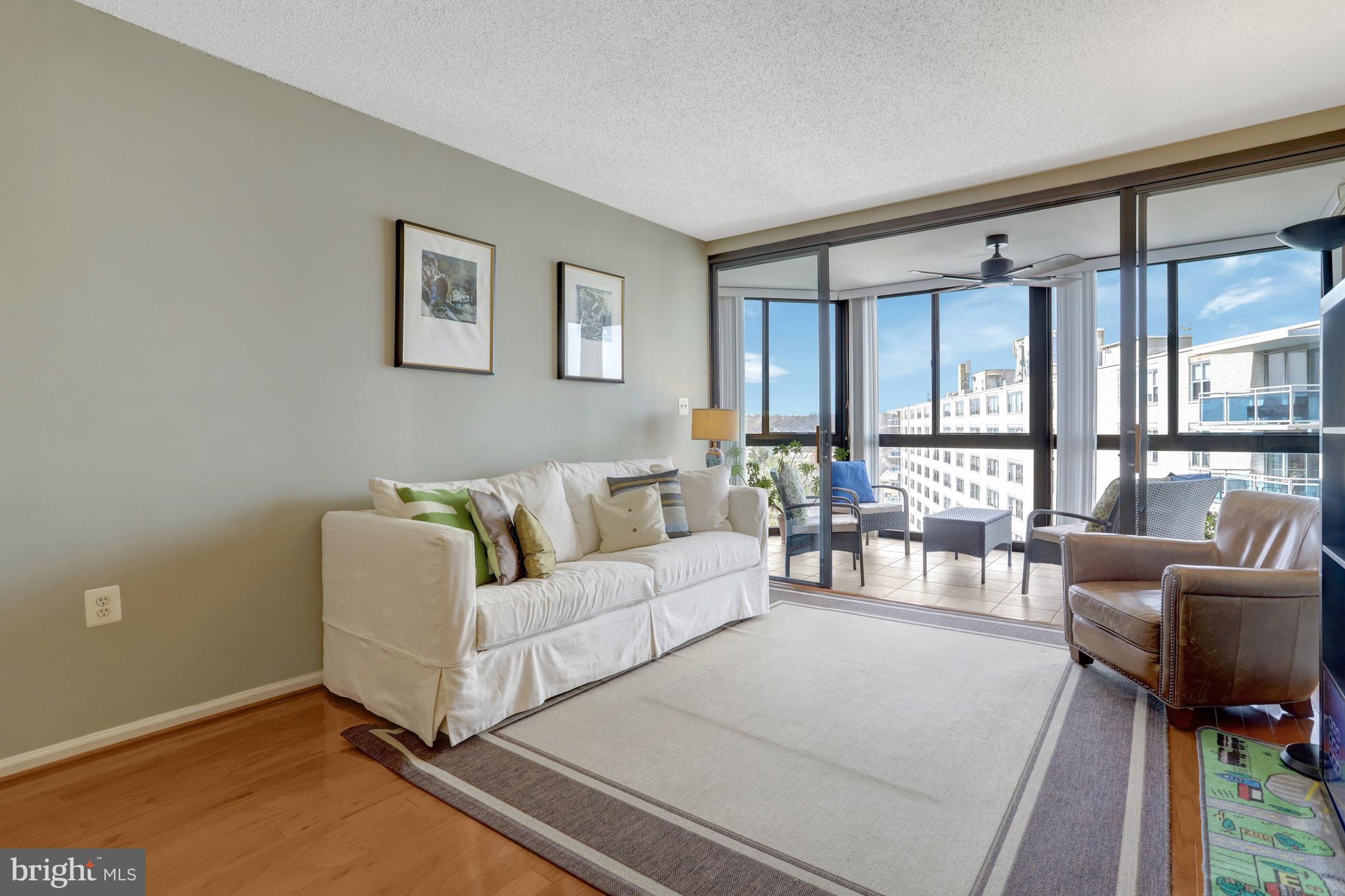 EASTVIEW AT BALLSTON METRO - Residential