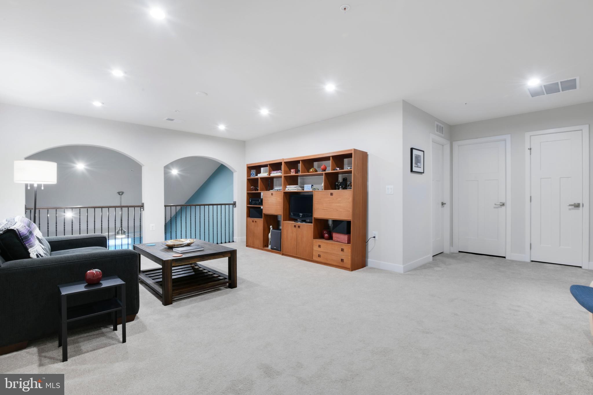THE WOODLANDS - Residential
