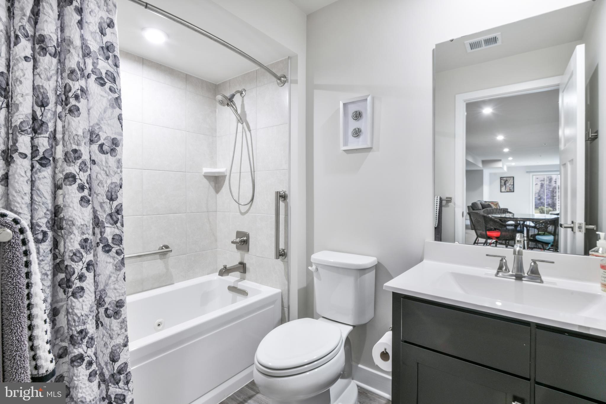 THE WOODLANDS - Residential