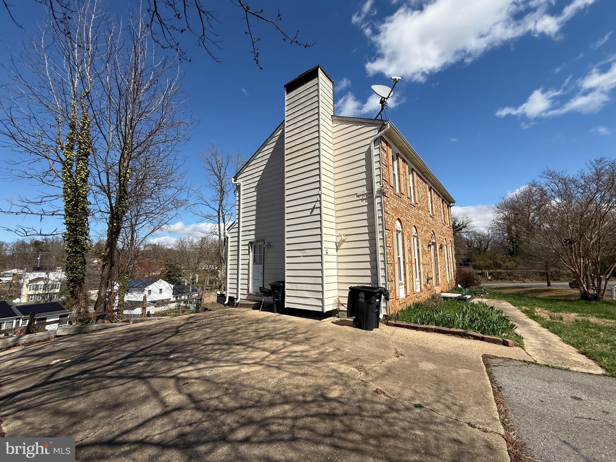 BLUFFWOOD ESTATES - Residential