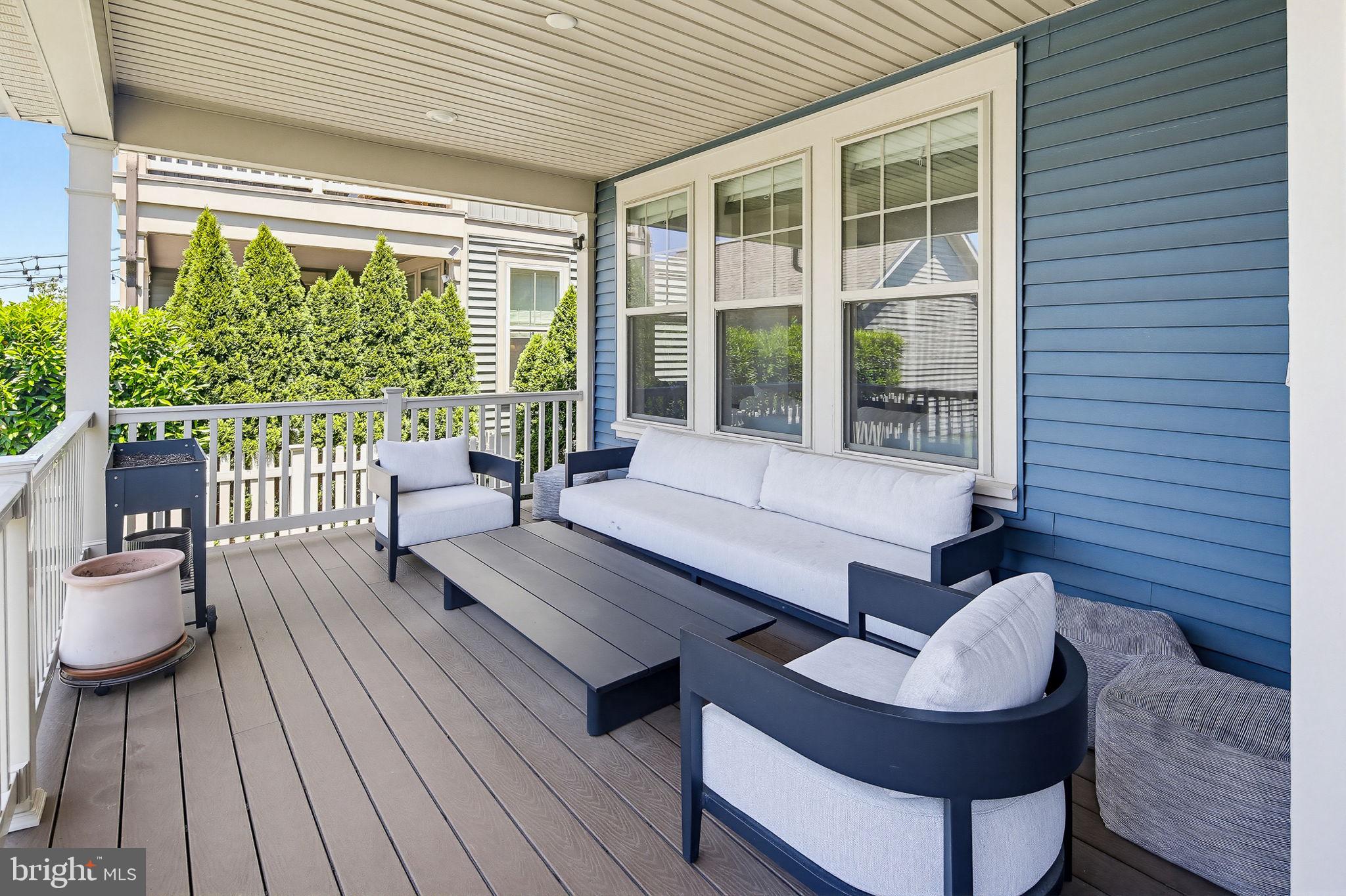 URBANA - Residential