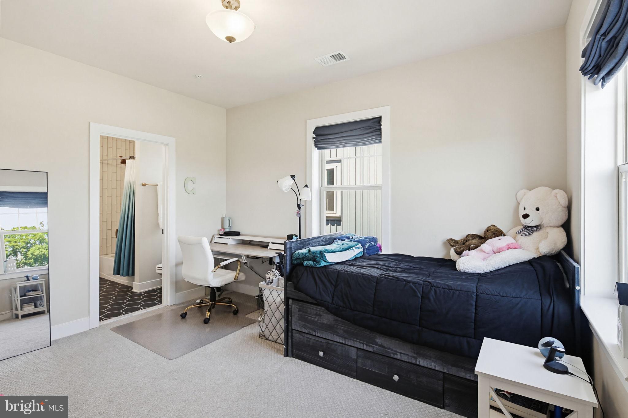 URBANA - Residential