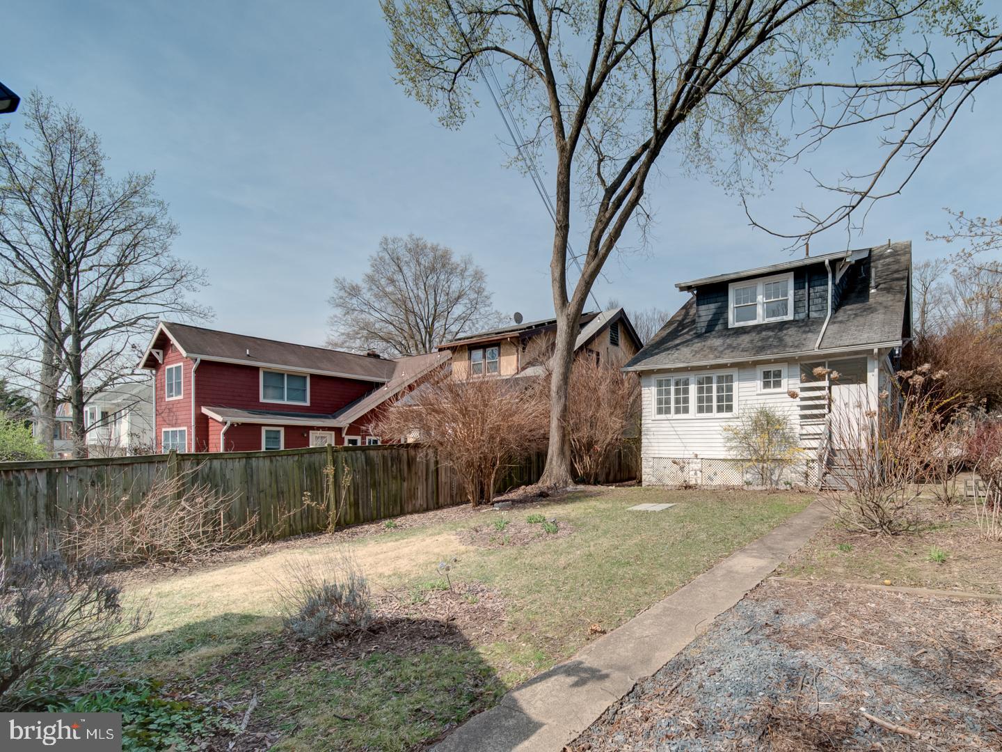 CHEVY CHASE - Residential