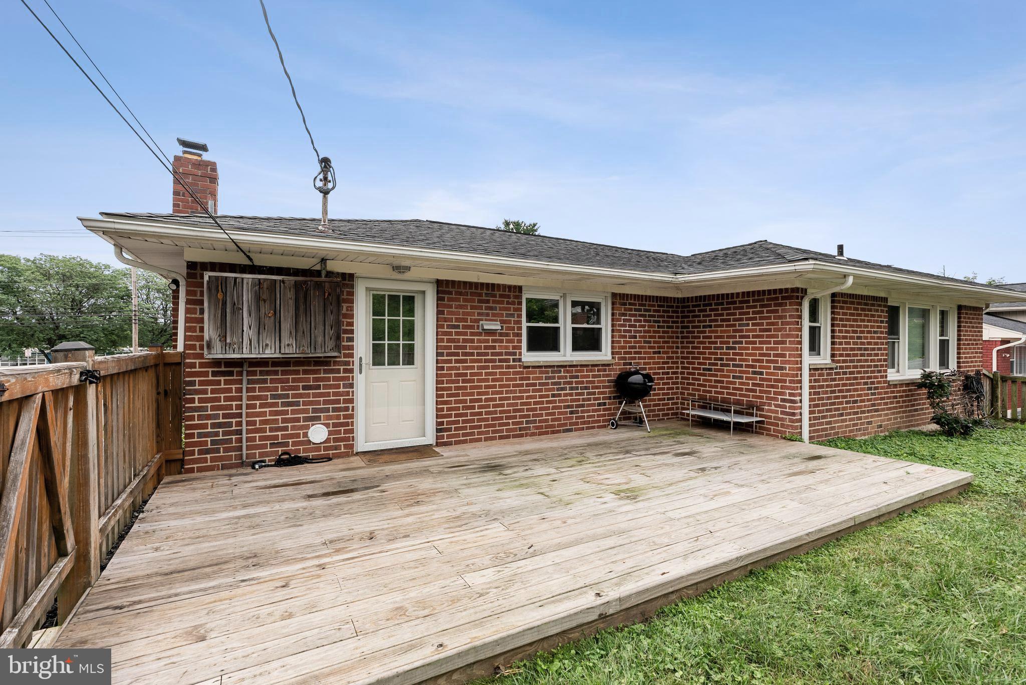 CAMPUS HILLS - Residential