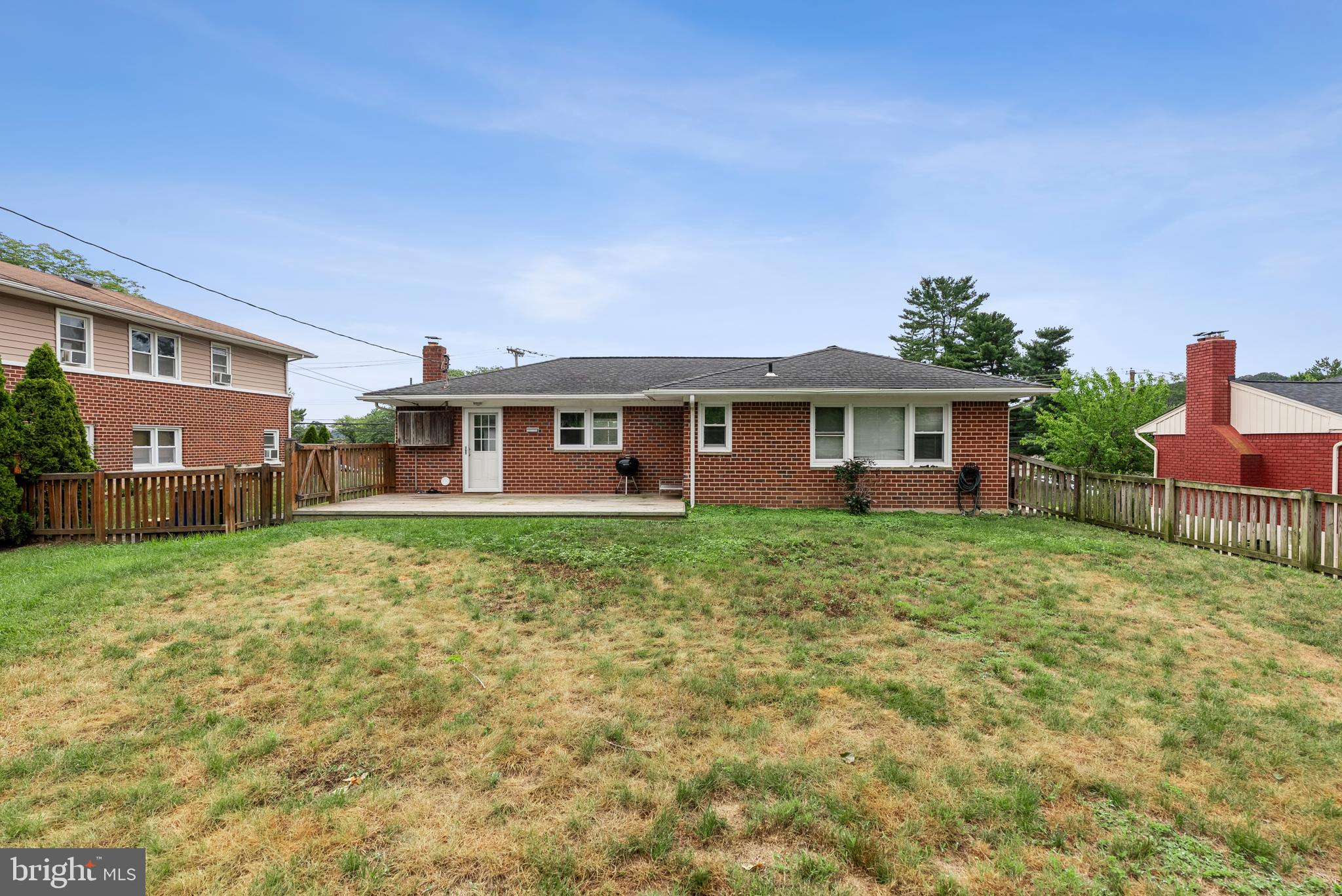 CAMPUS HILLS - Residential