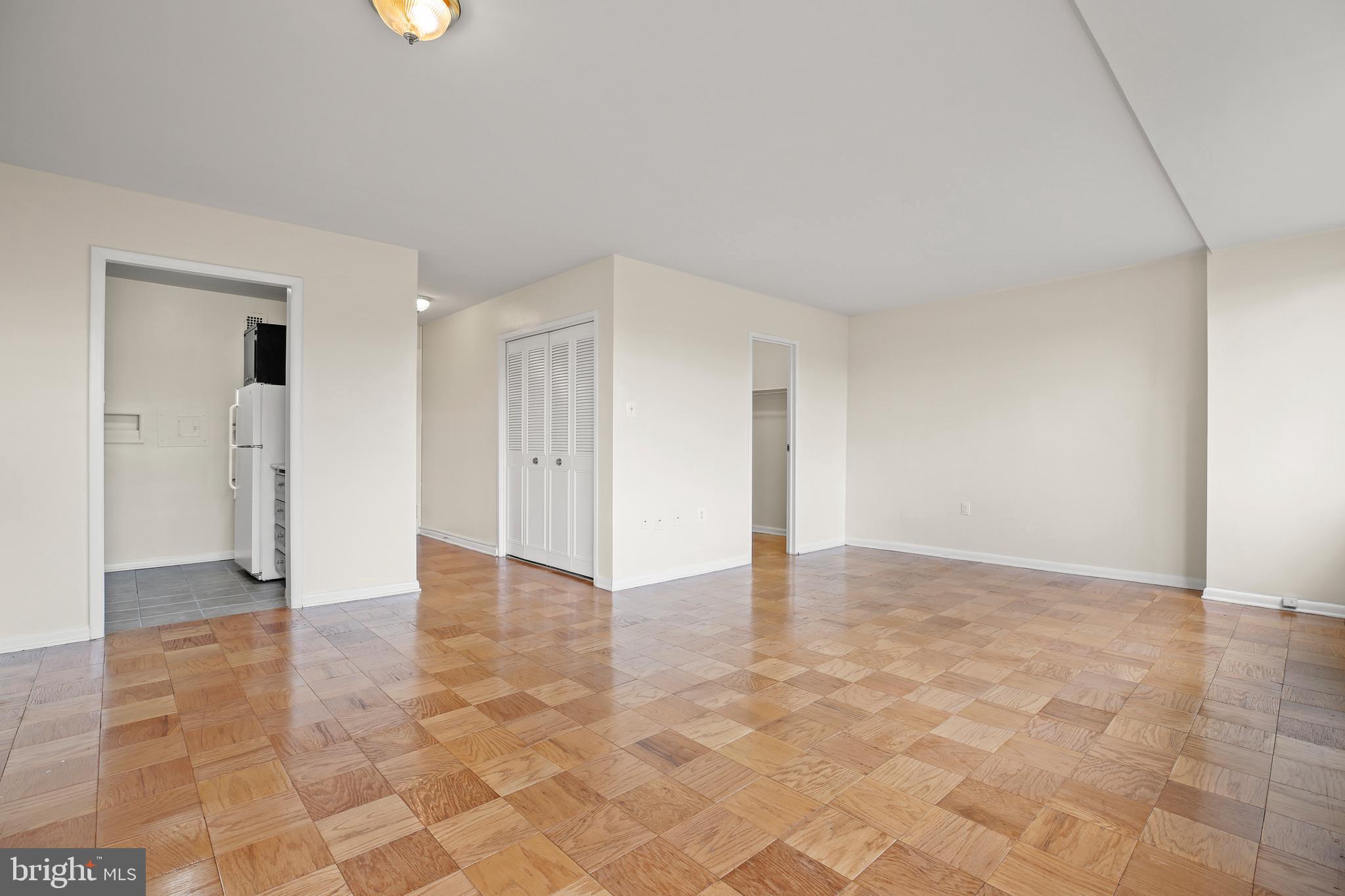 GROSVENOR PARK - Residential Lease