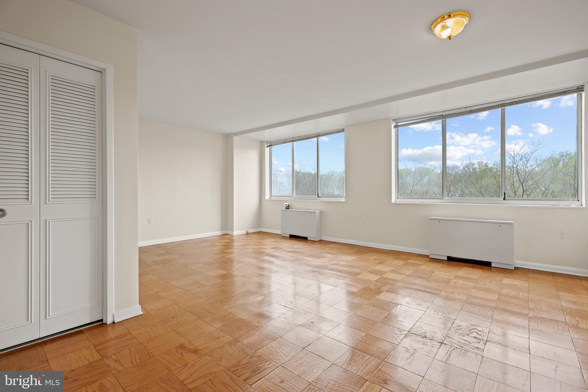 GROSVENOR PARK - Residential Lease